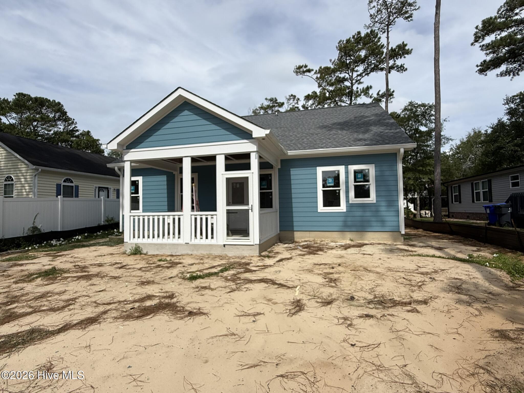 main property photo 14