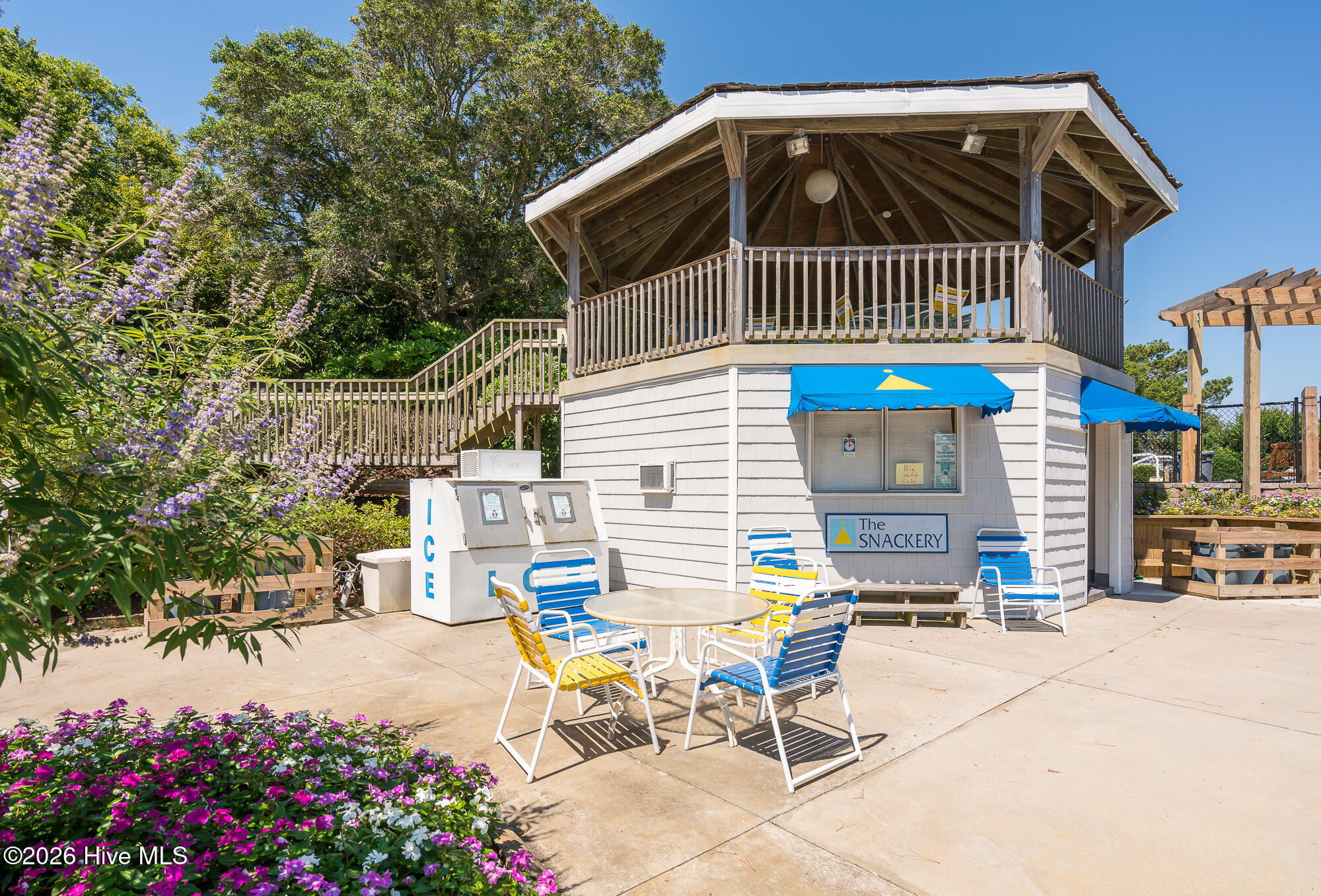 main property photo 68