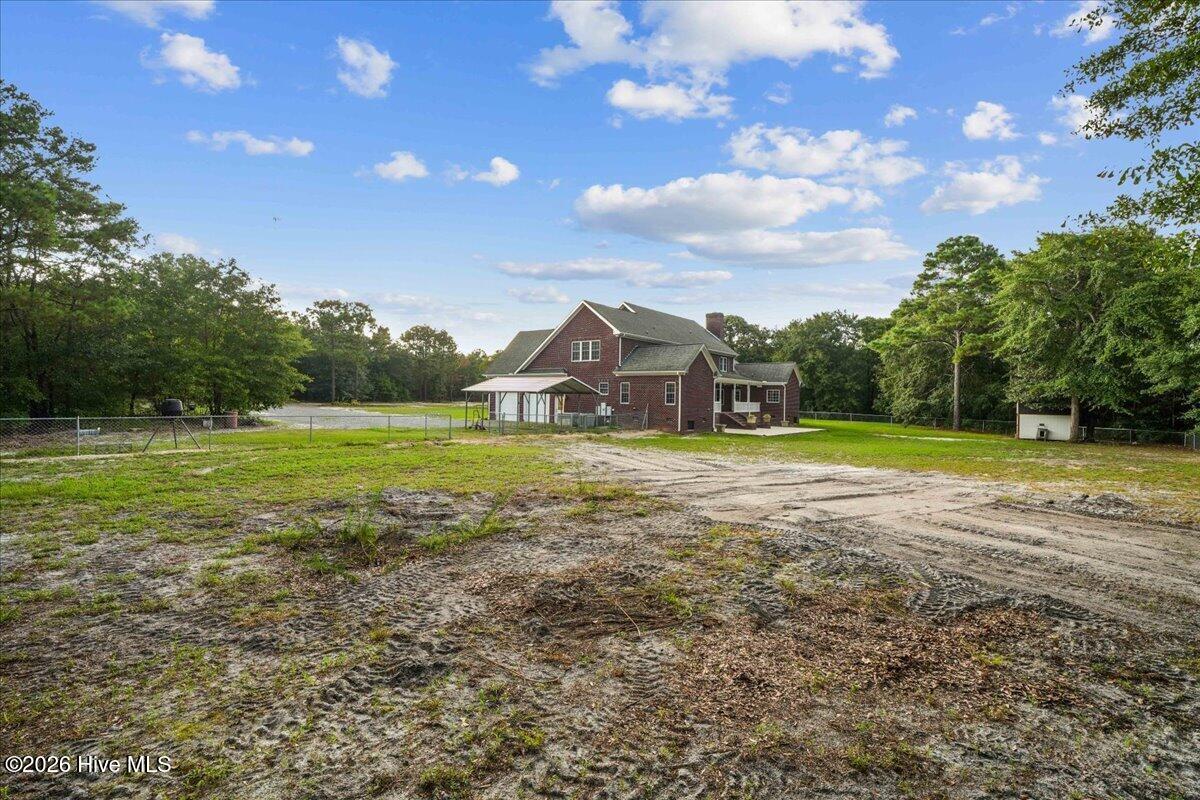 main property photo 17