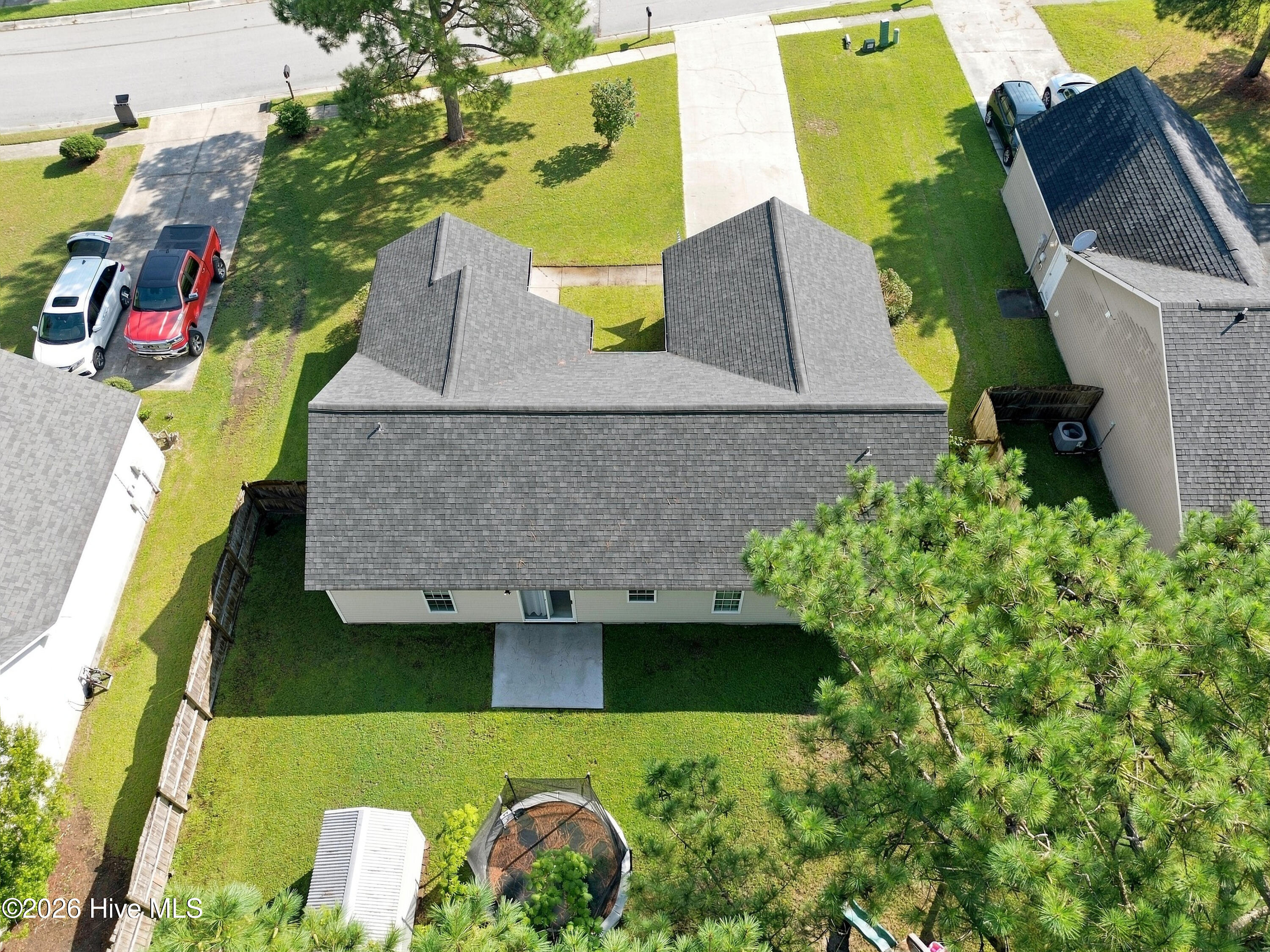 main property photo 36