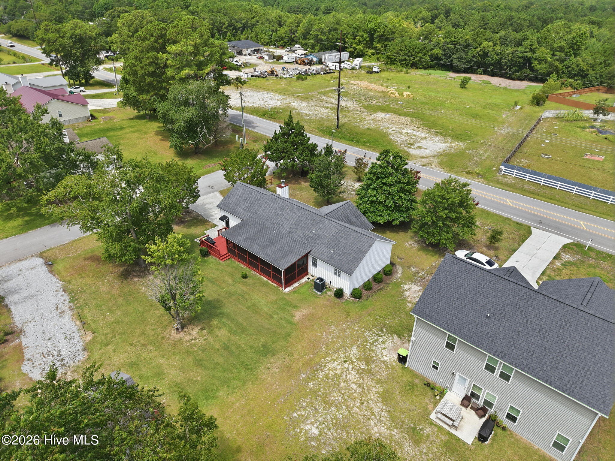 main property photo 37
