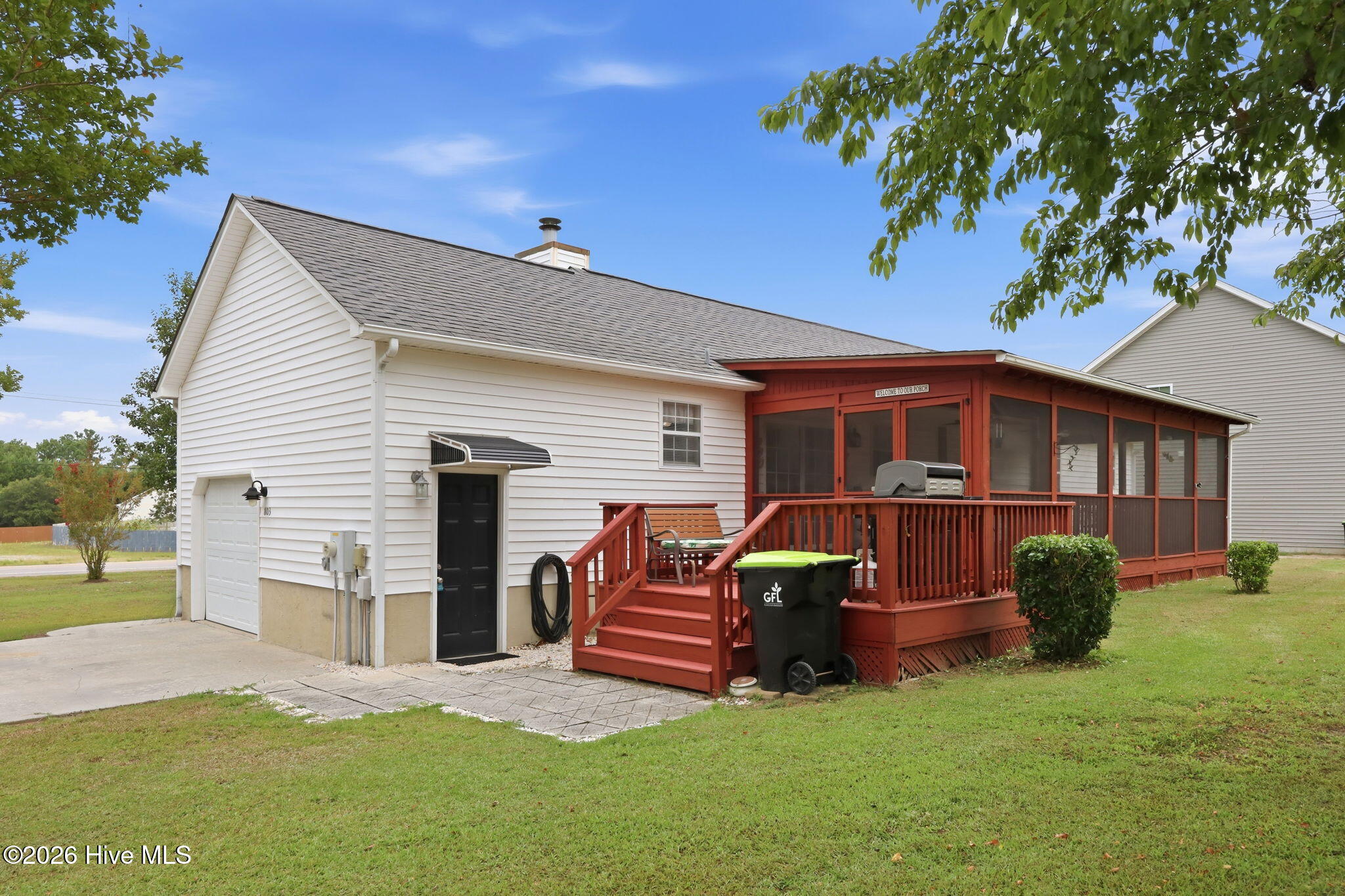 main property photo 6