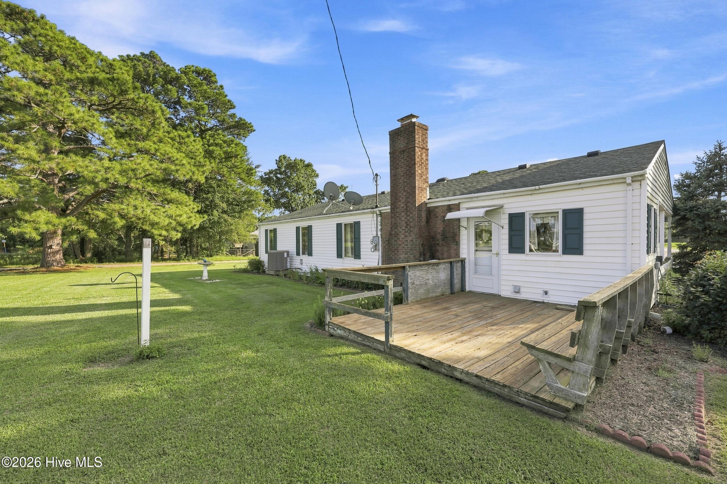 main property photo 25