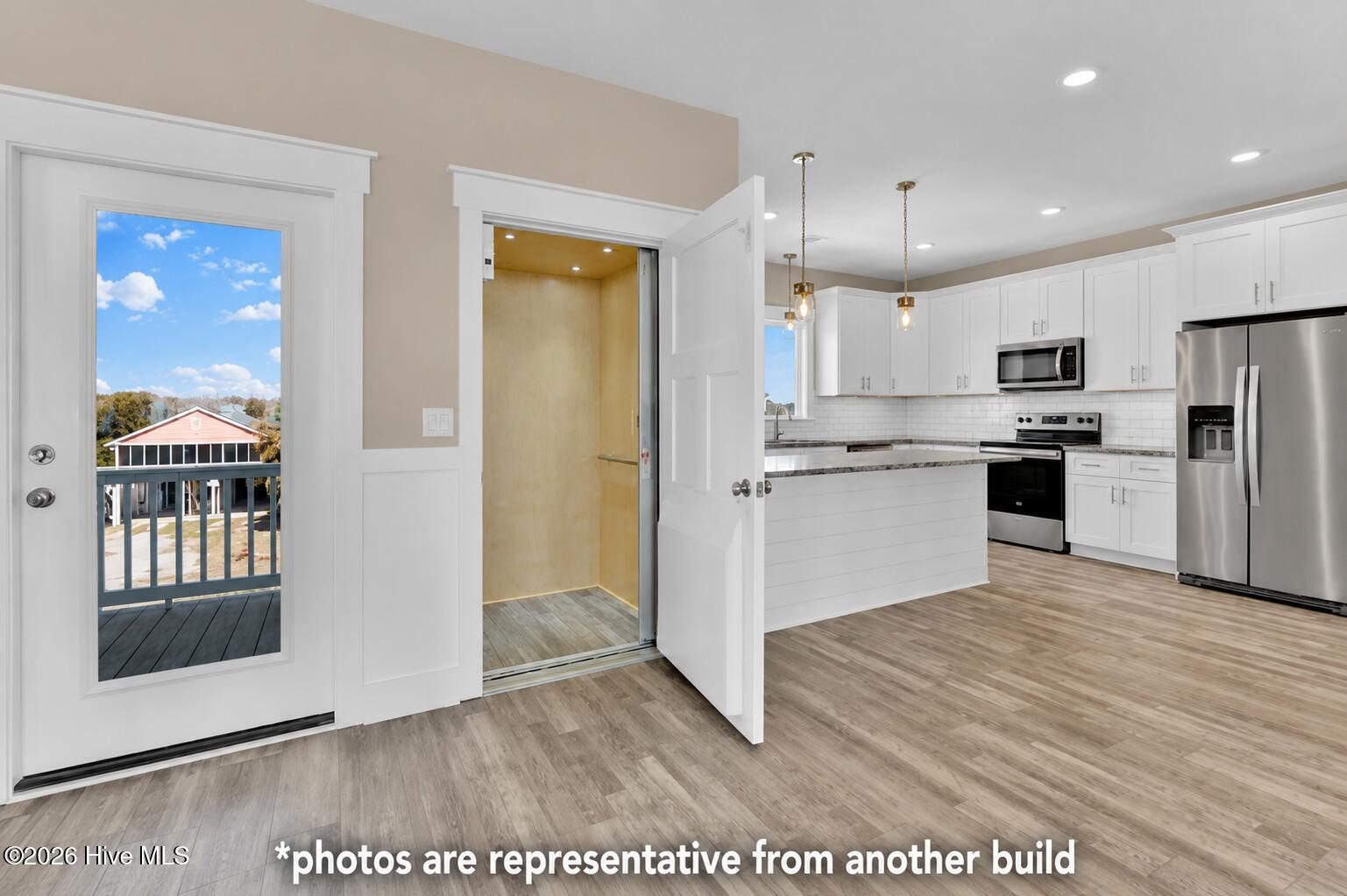 main property photo 8