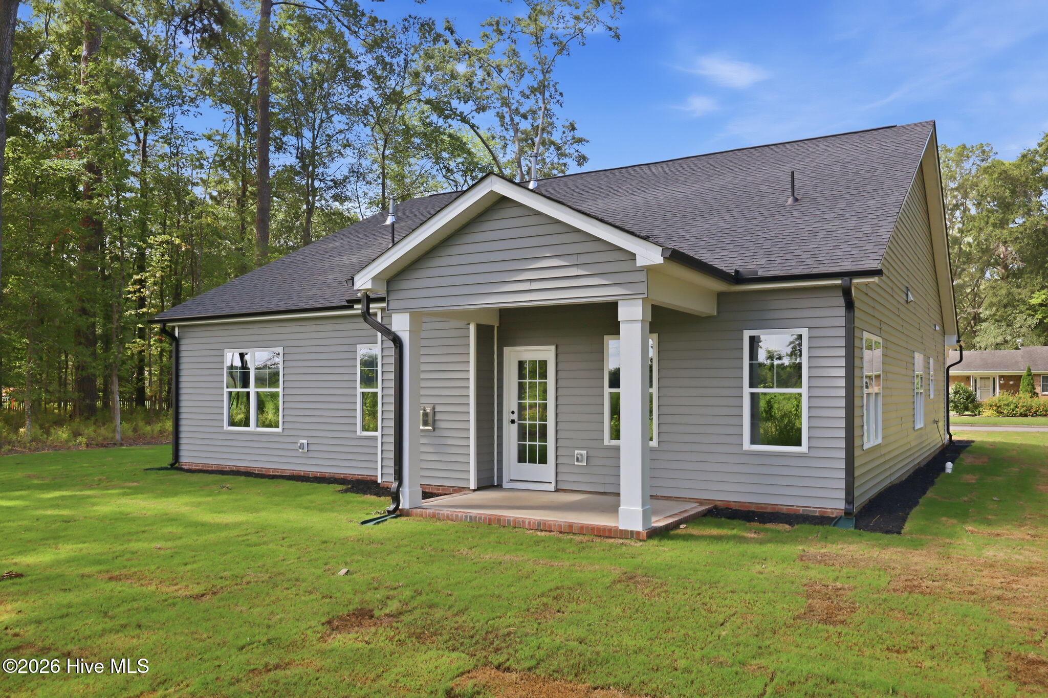 main property photo 41