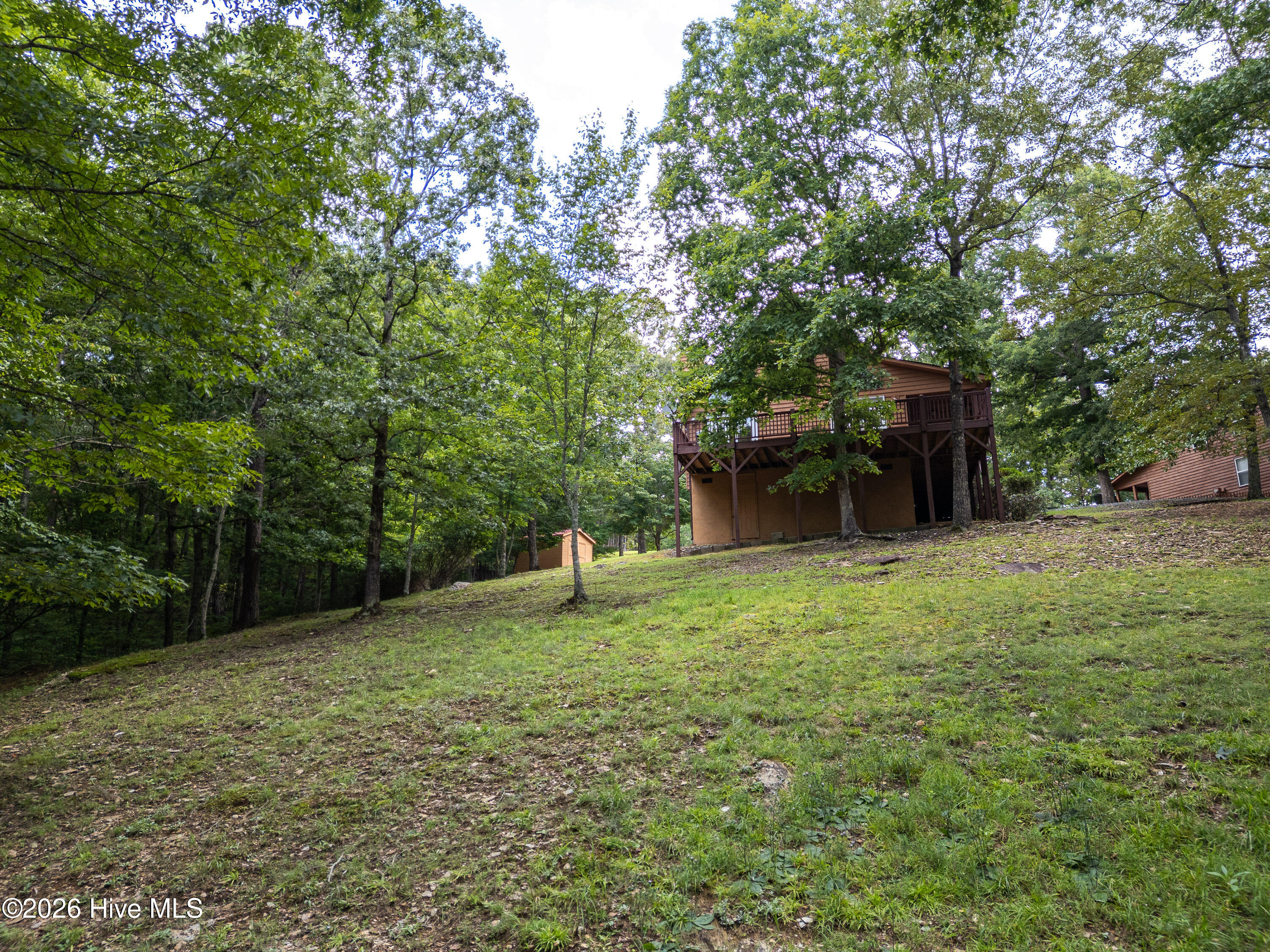main property photo 30