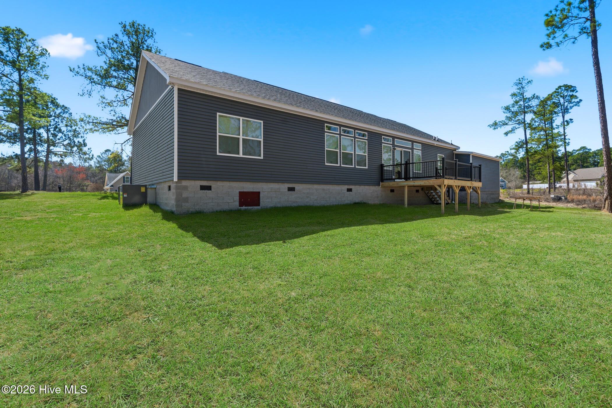 main property photo 4