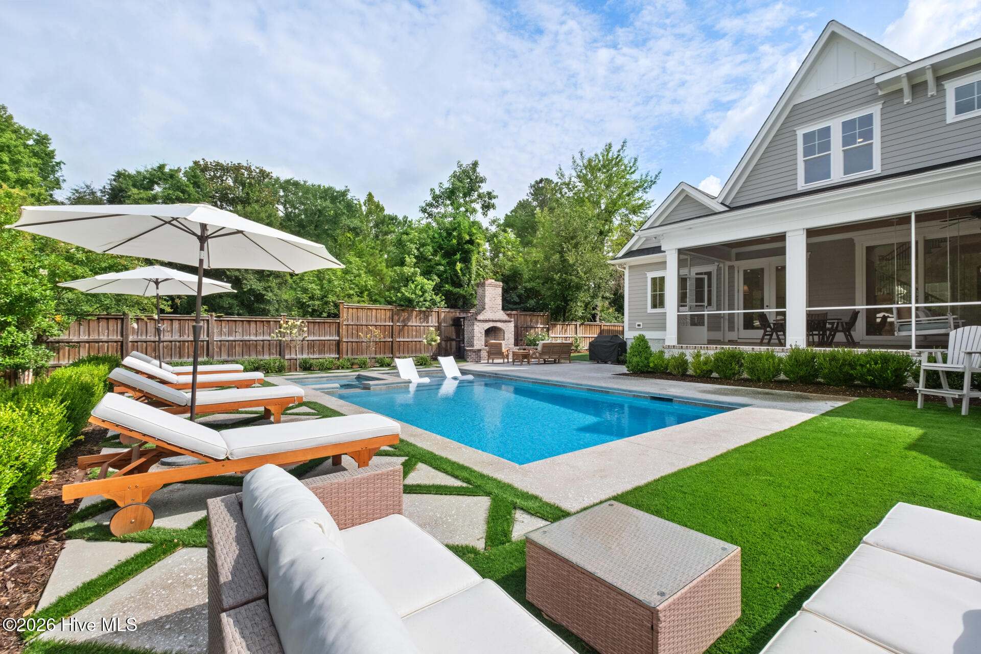 main property photo 50