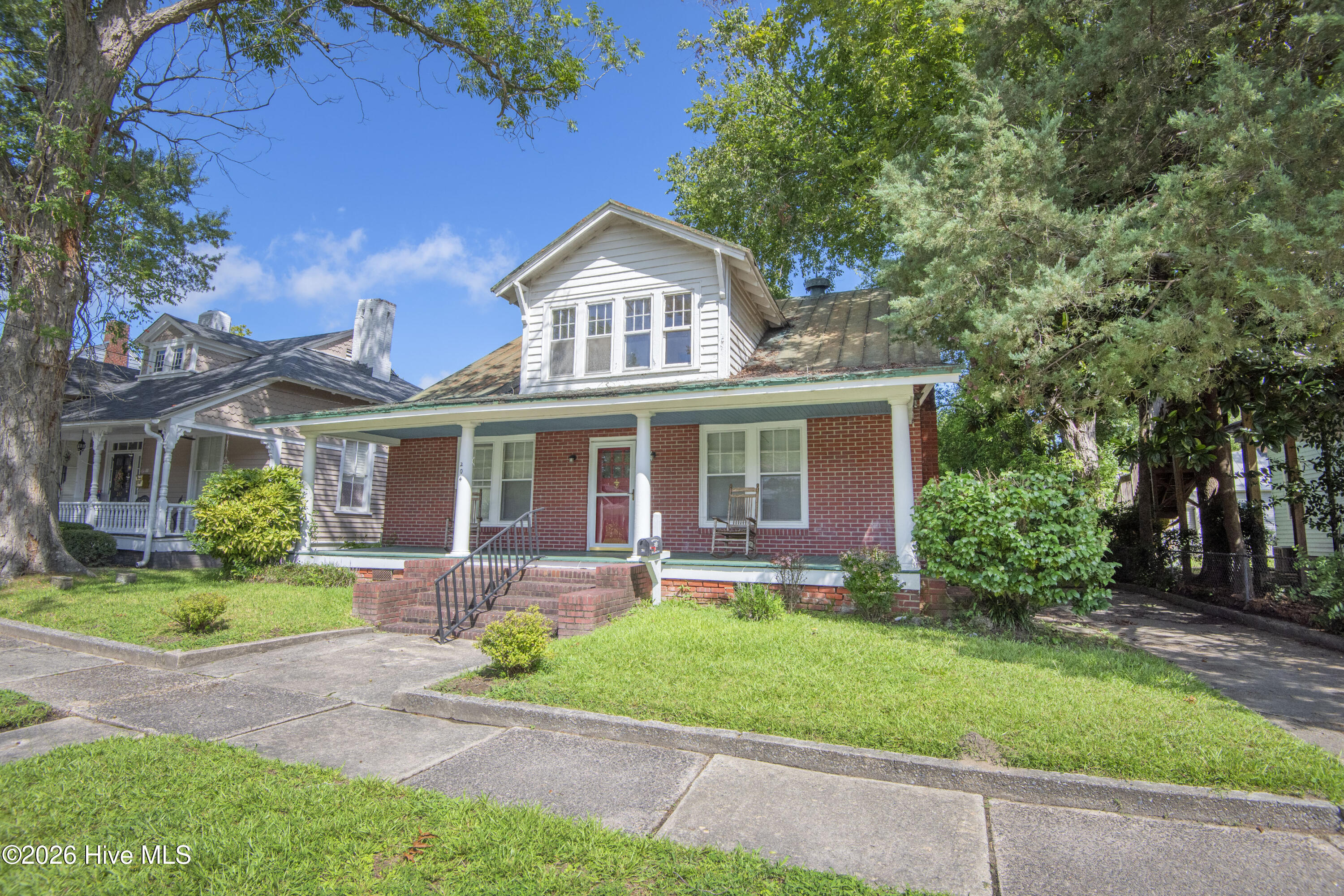 main property photo 2