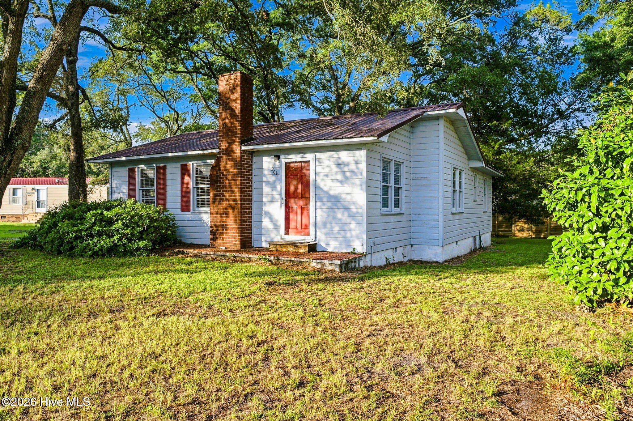 main property photo 37