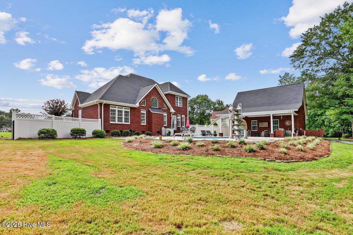 main property photo 65