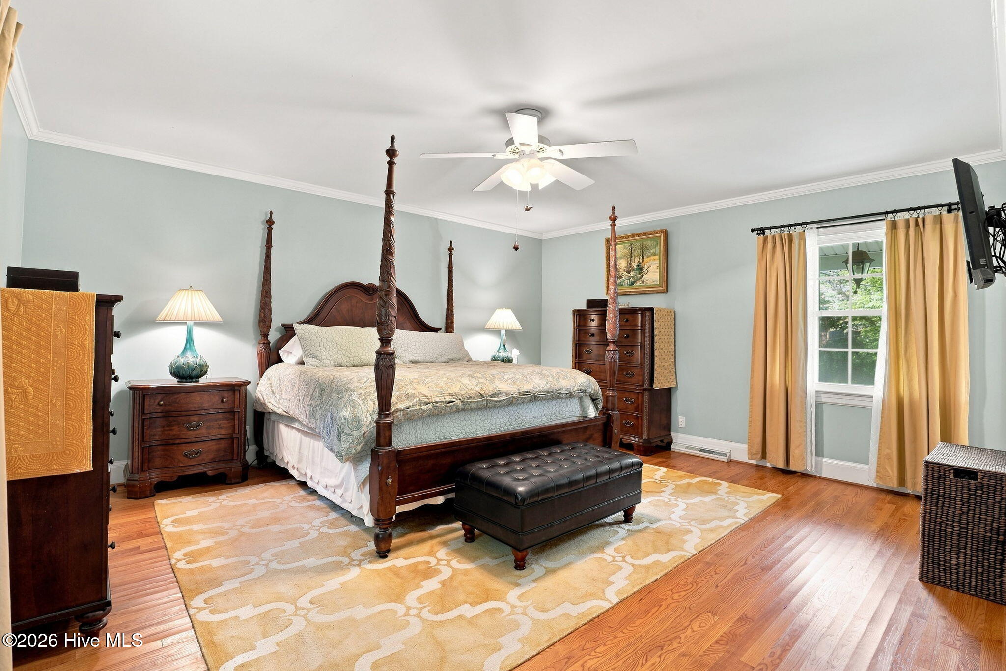 main property photo 26