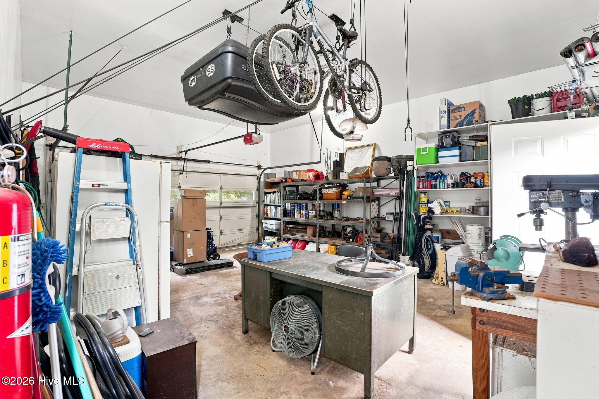 main property photo 40
