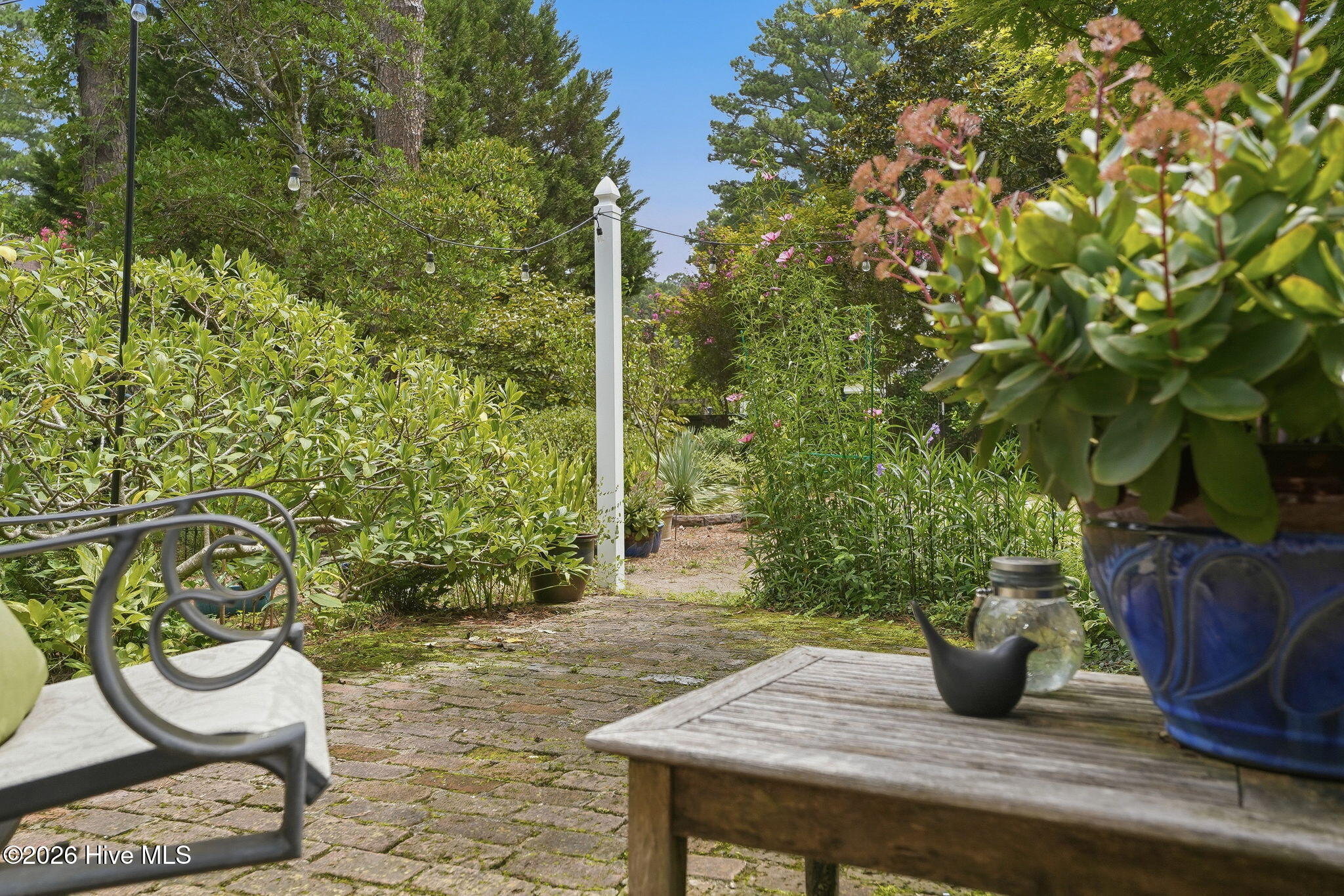 main property photo 51