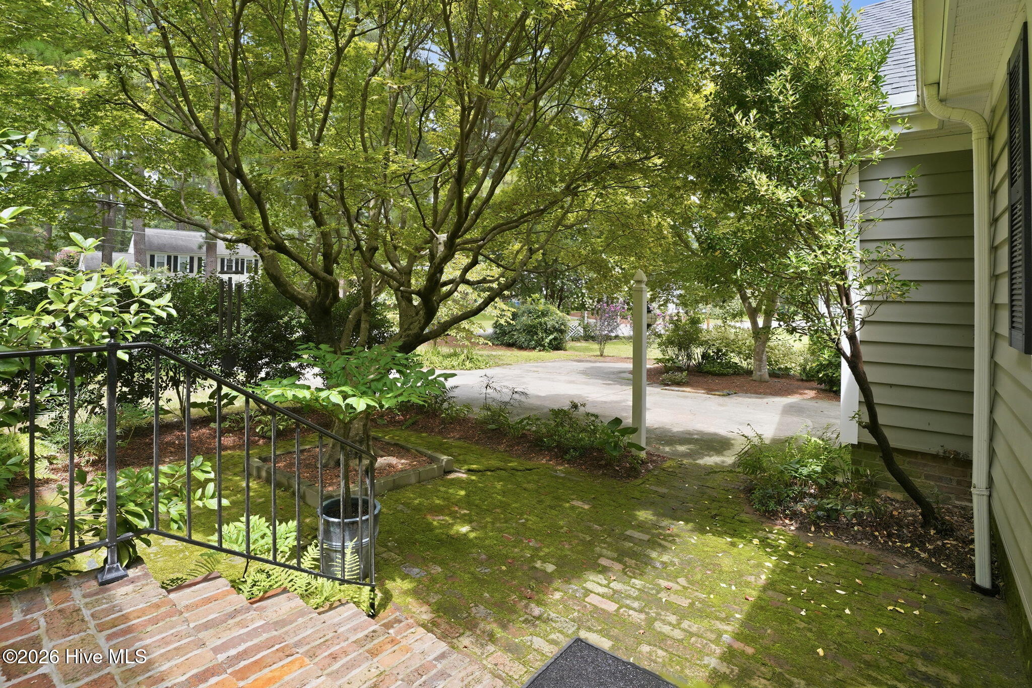 main property photo 57
