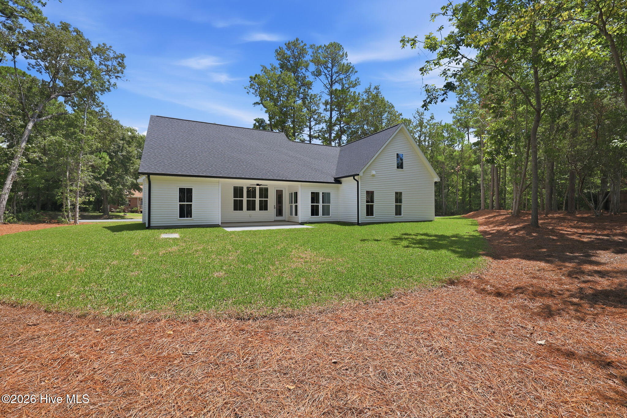 main property photo 40