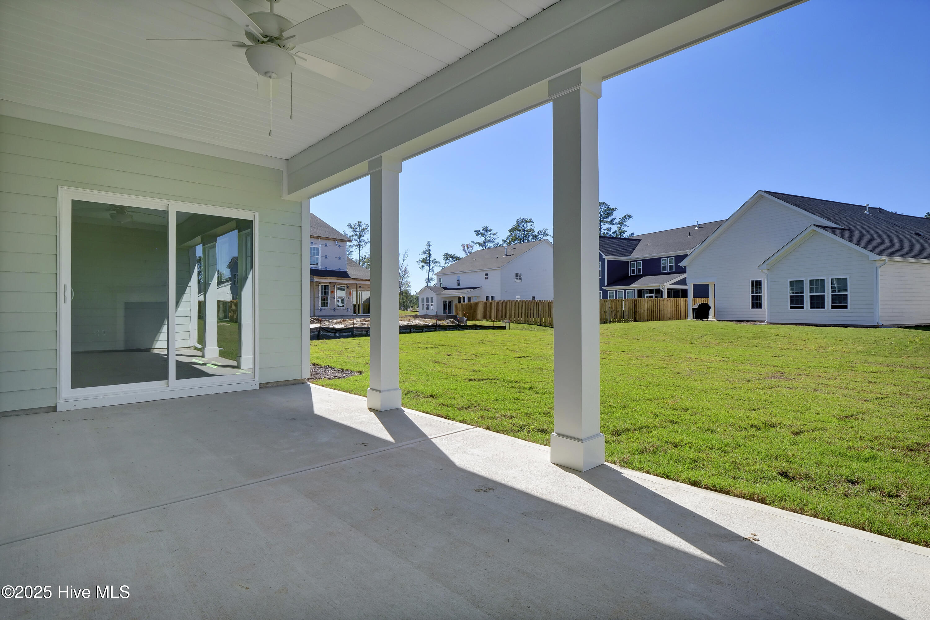 main property photo 25