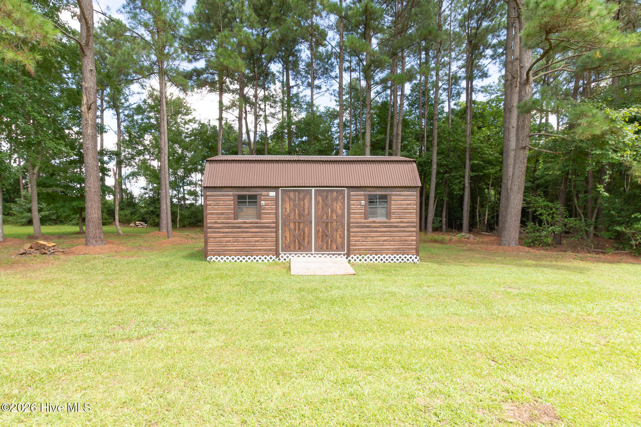 main property photo 45