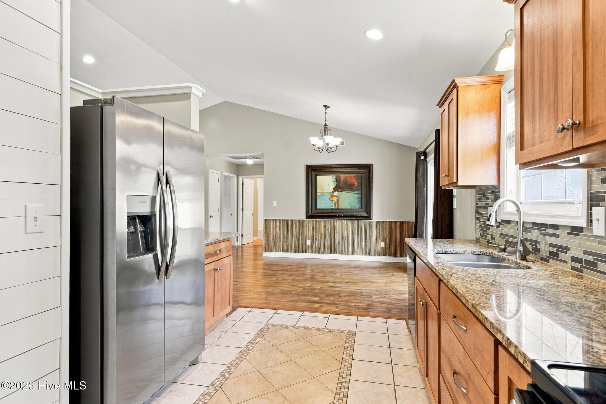 property viewer photo 13