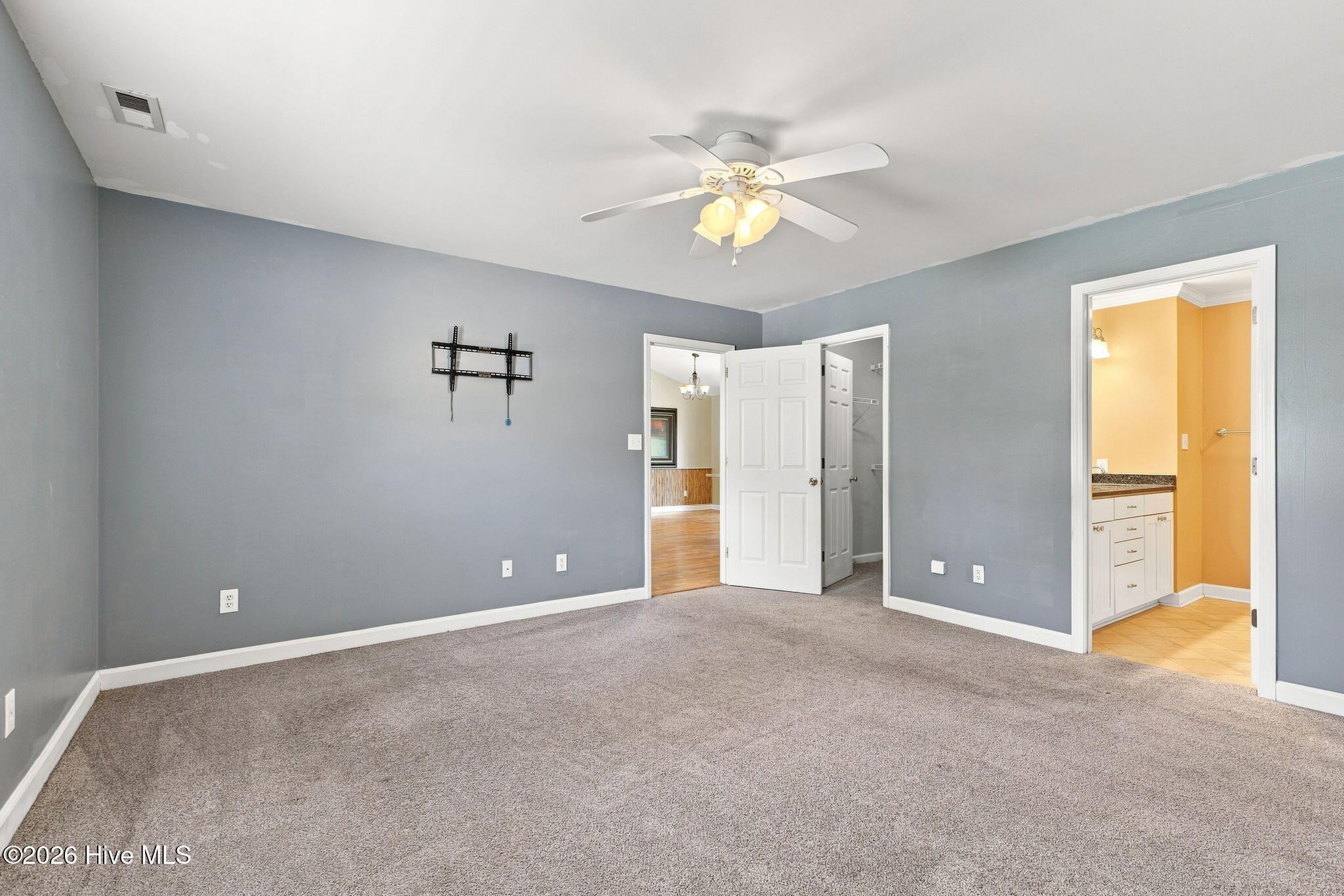 property viewer photo 16