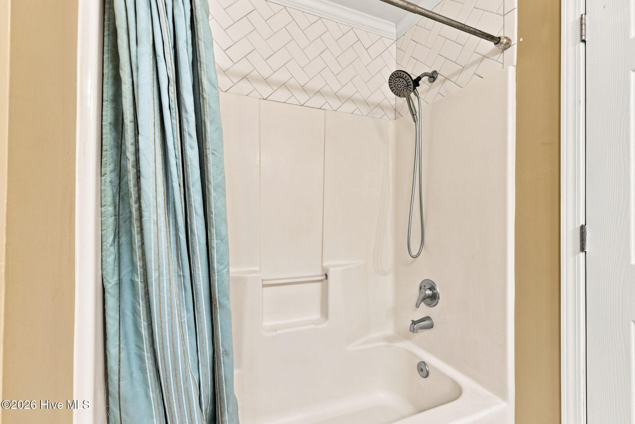 property viewer photo 20