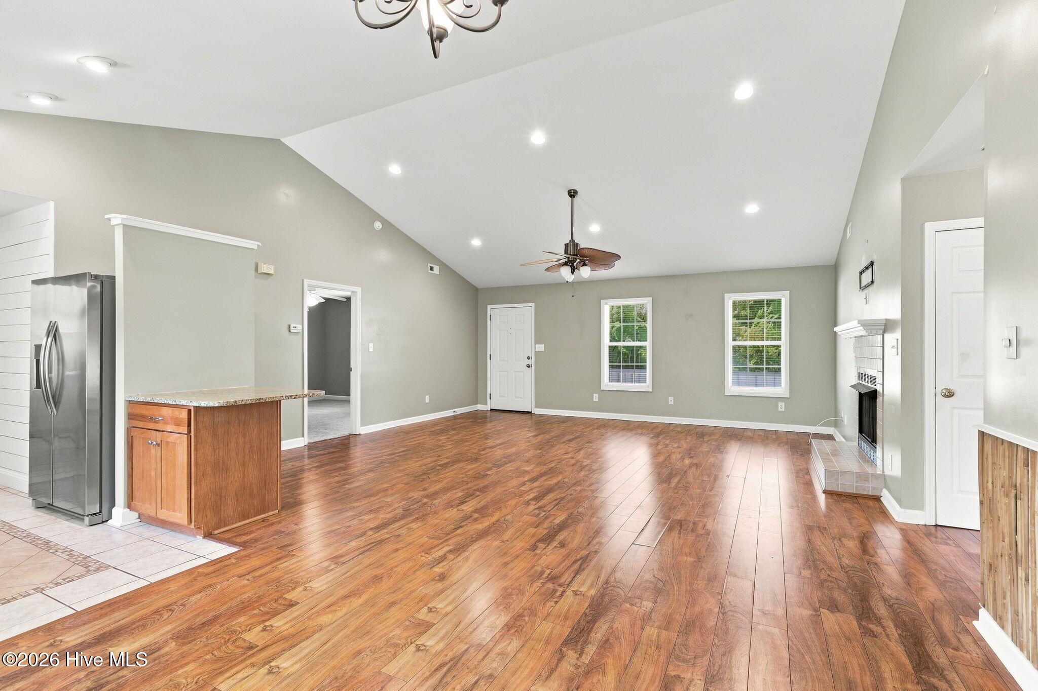property viewer photo 8