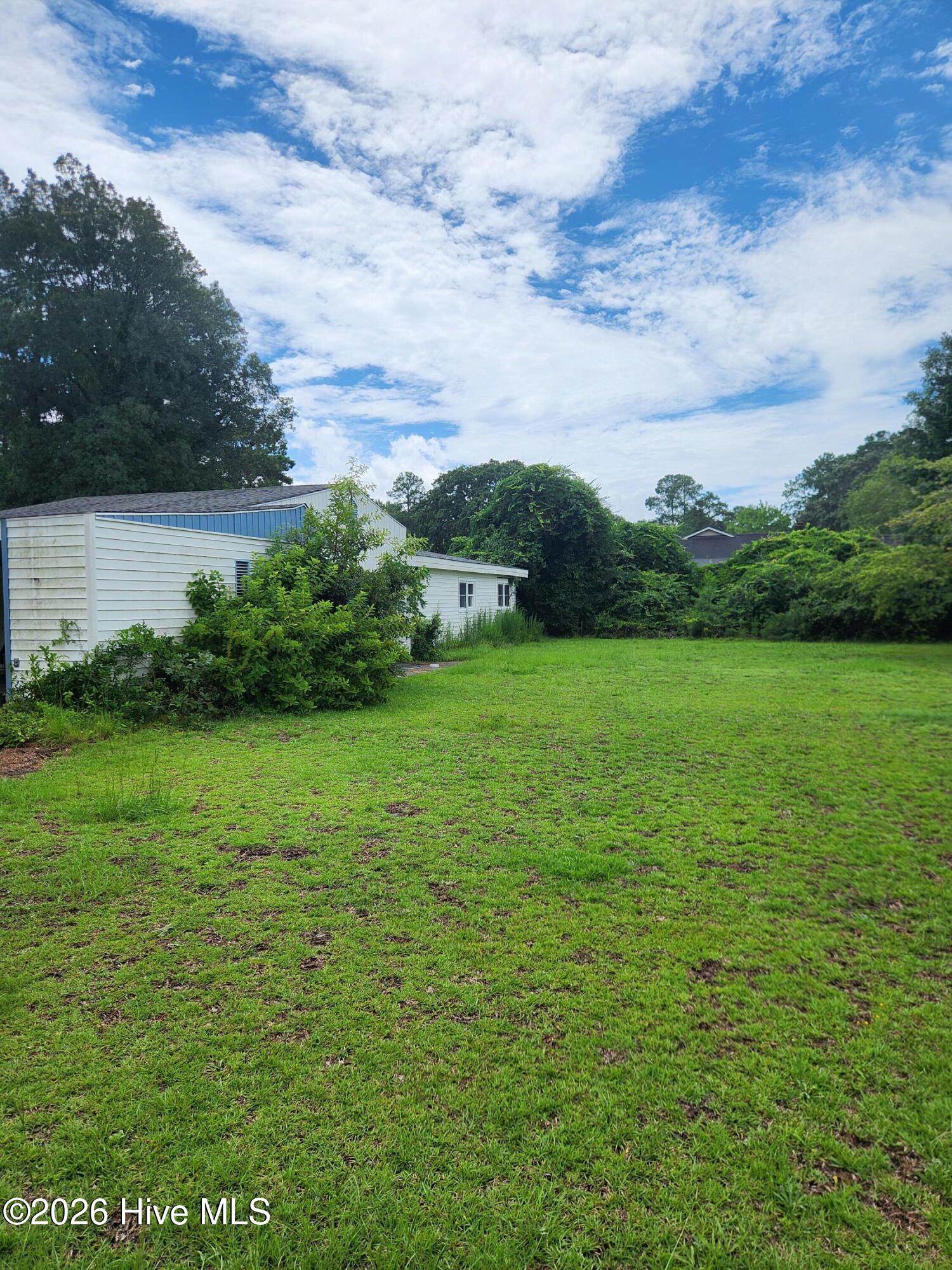 main property photo 35
