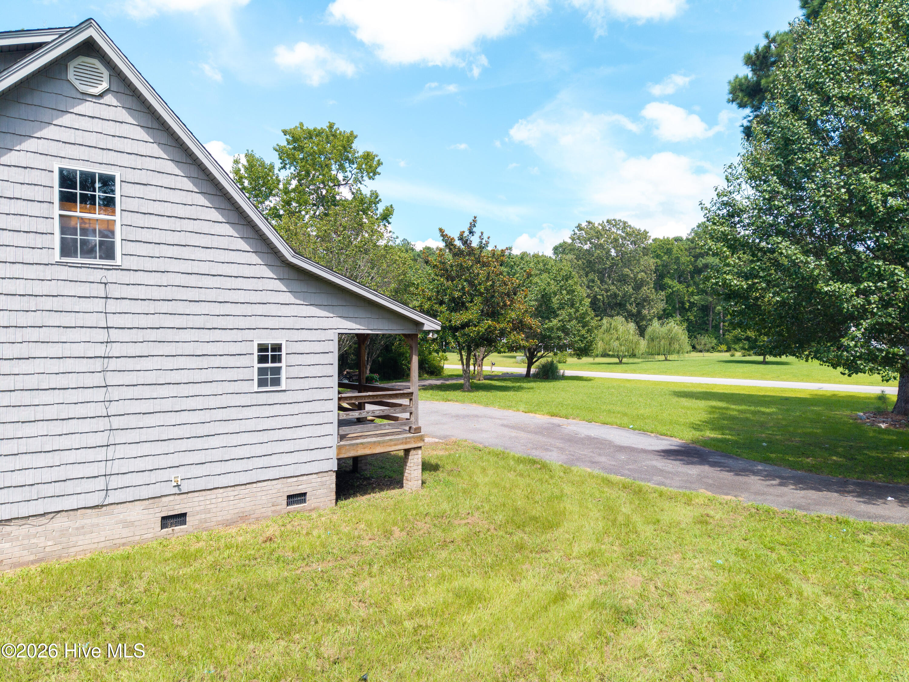 main property photo 59