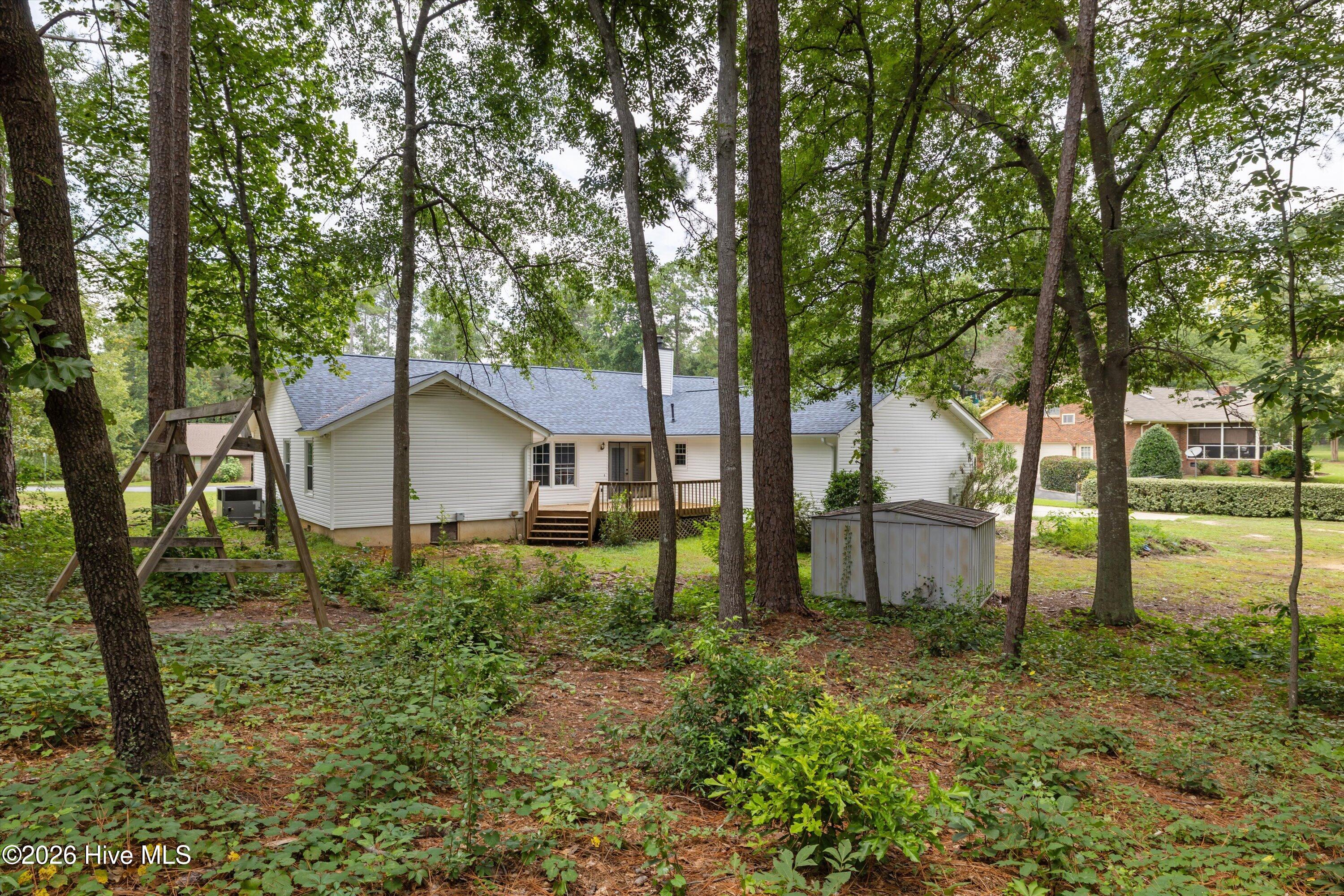 main property photo 40