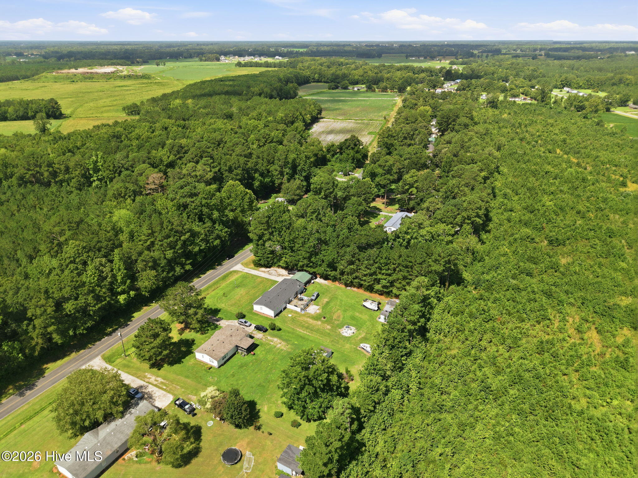 main property photo 36