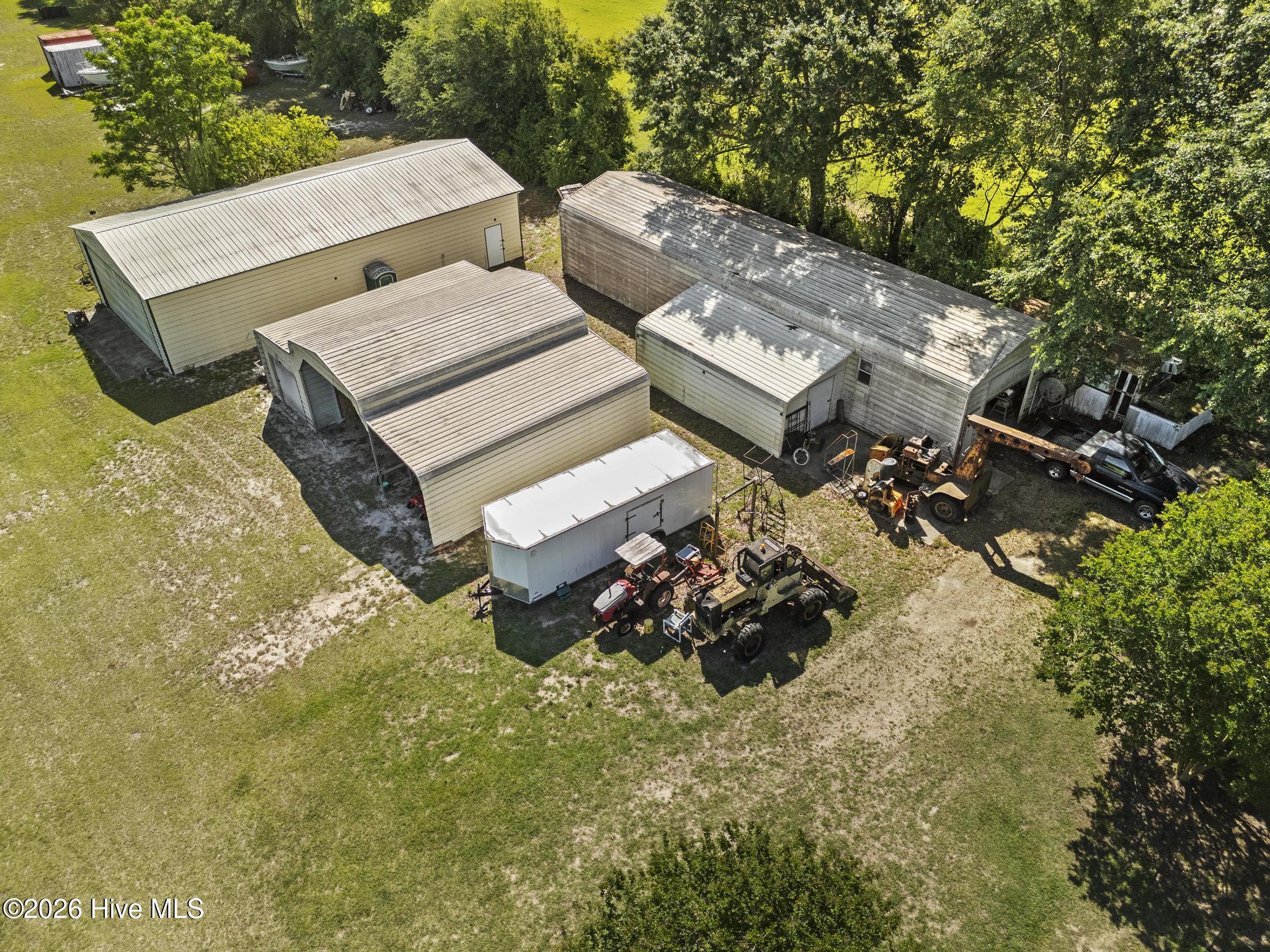 main property photo 23