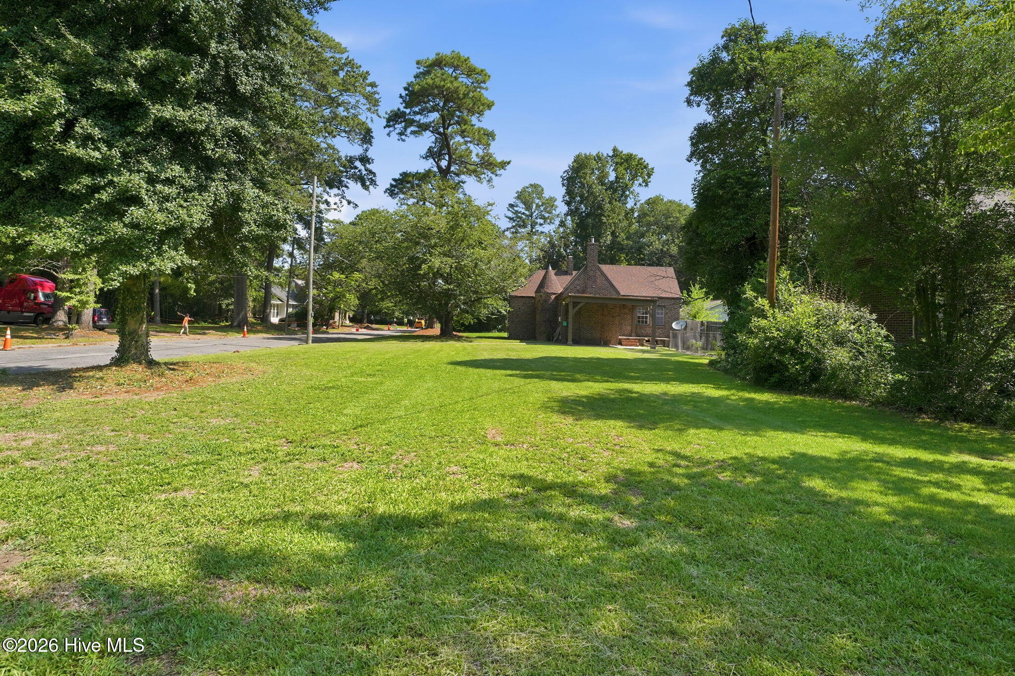 main property photo 48