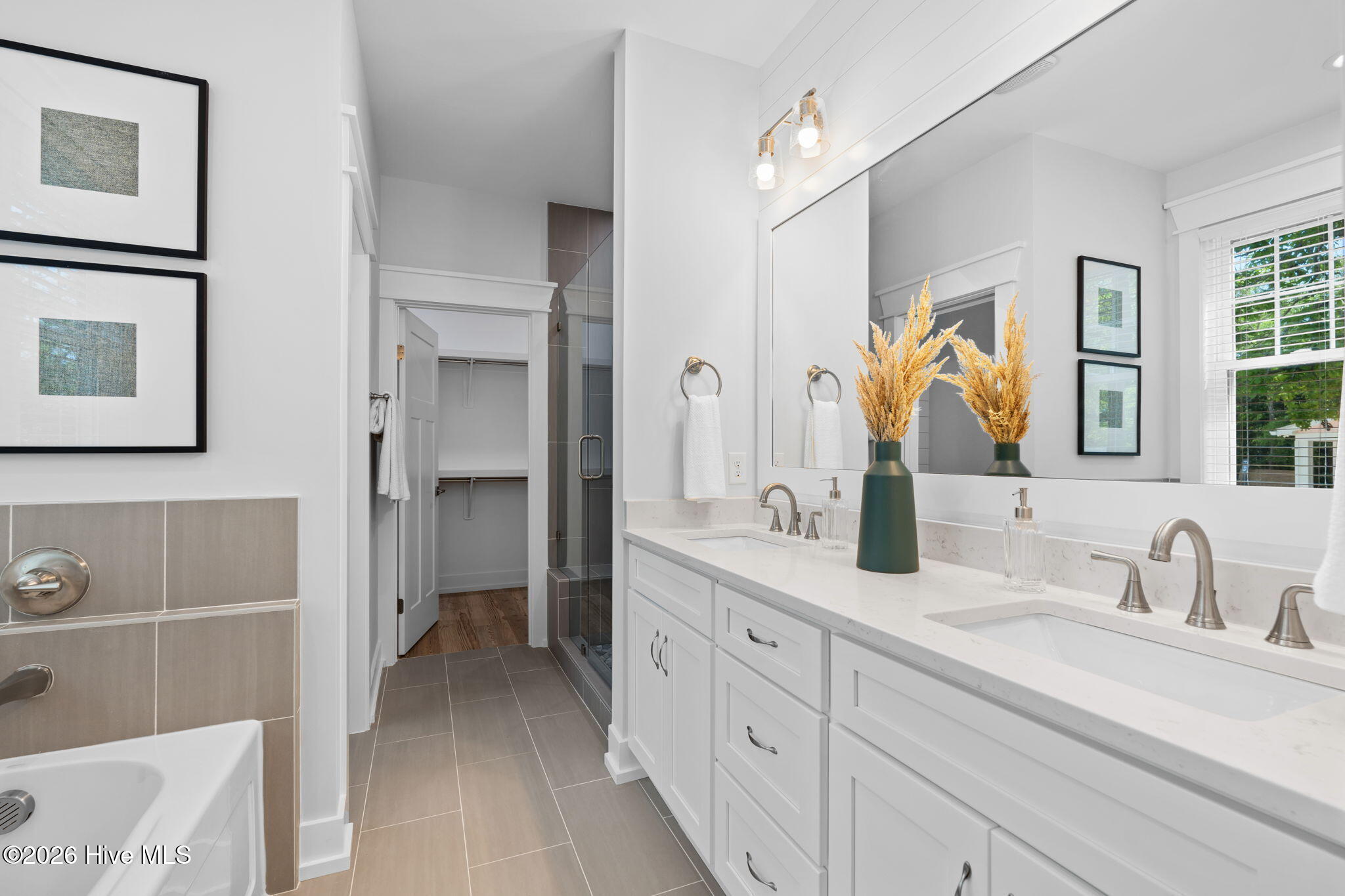 main property photo 72
