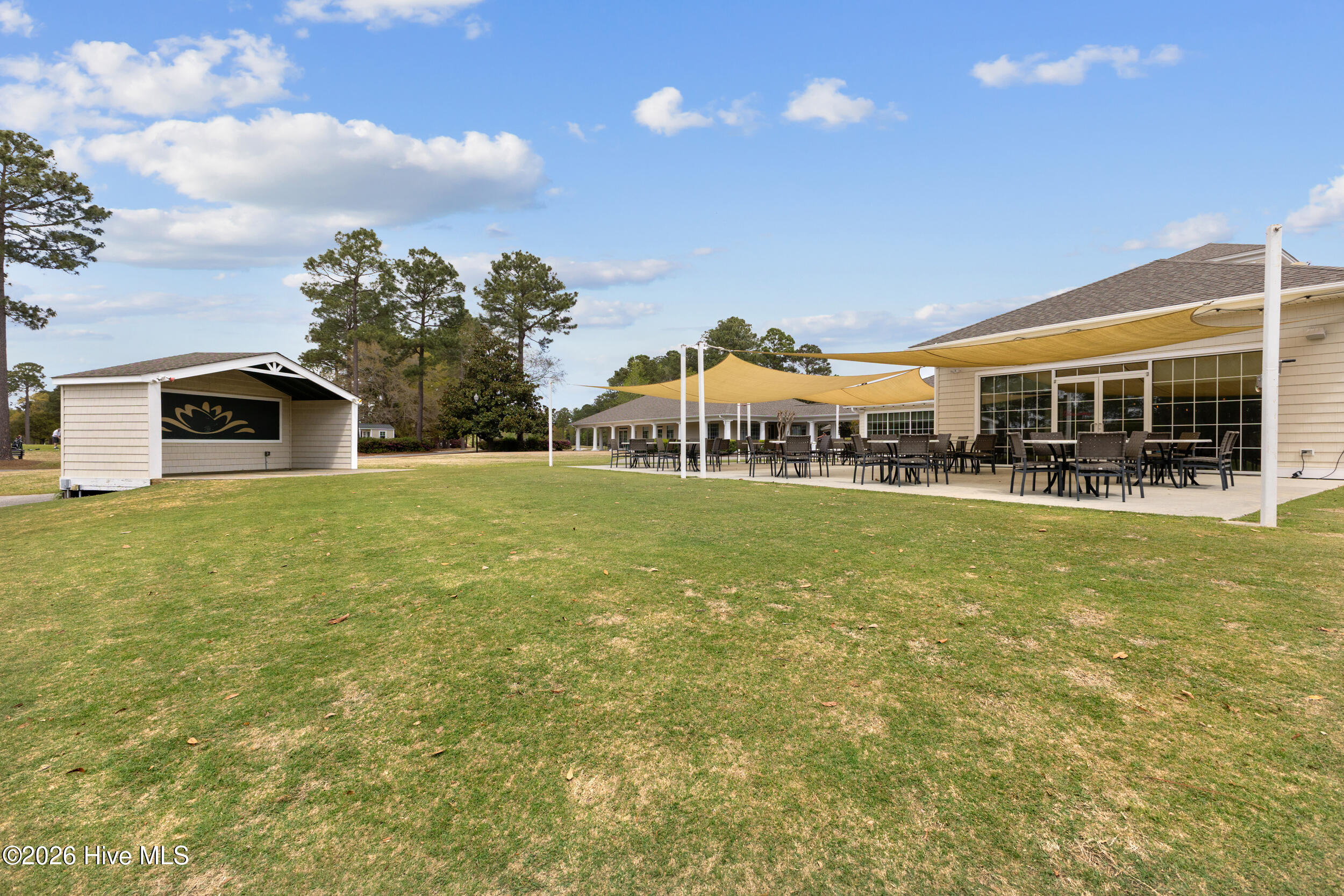 main property photo 39