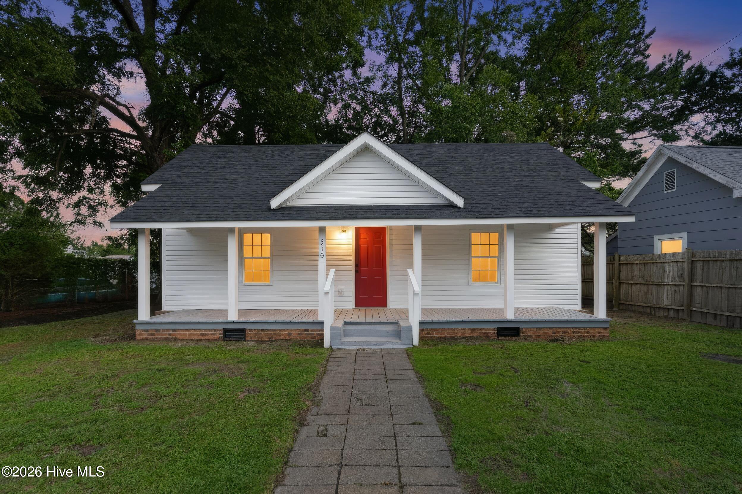 main property photo 2