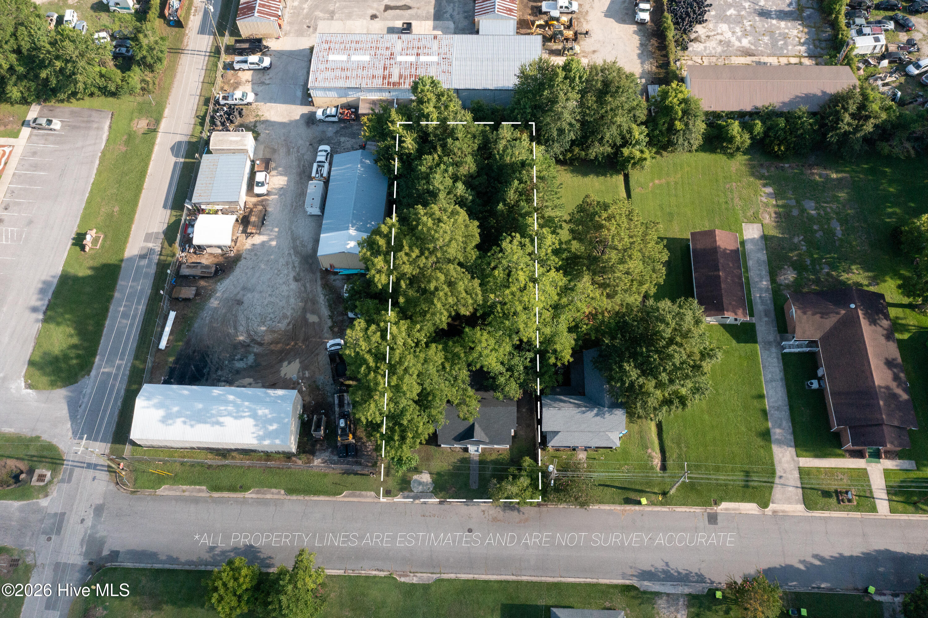 main property photo 40