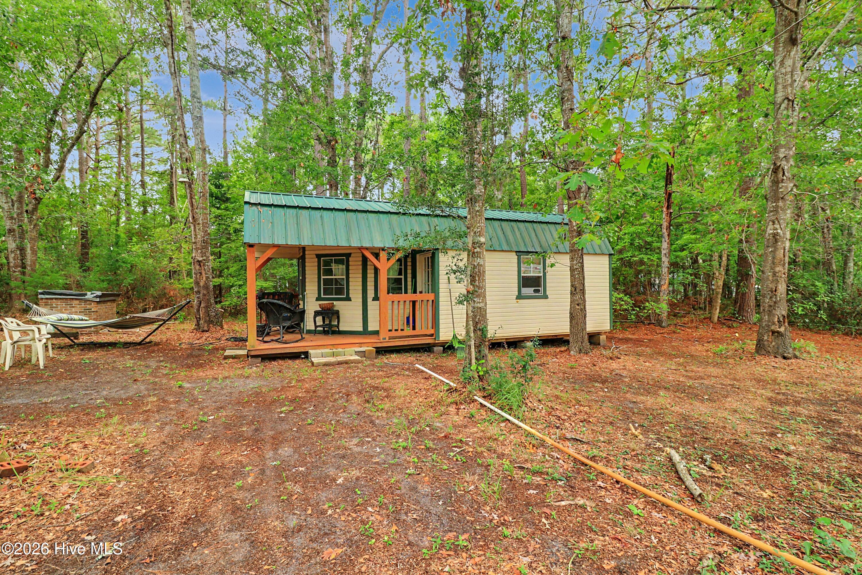 main property photo 40