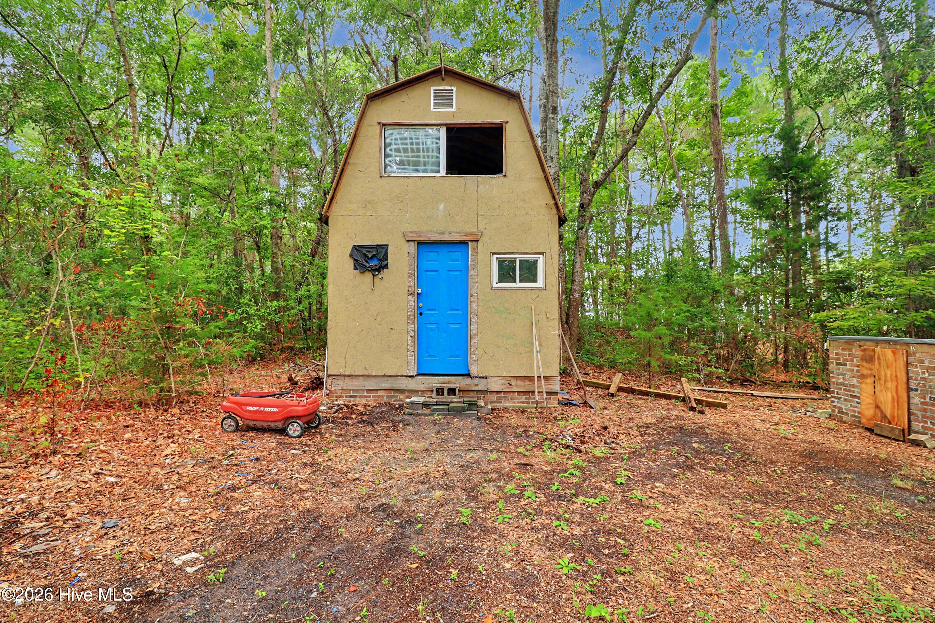 main property photo 43