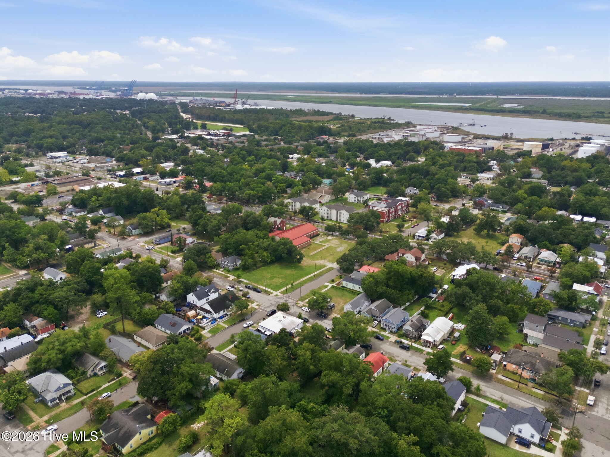 main property photo 41