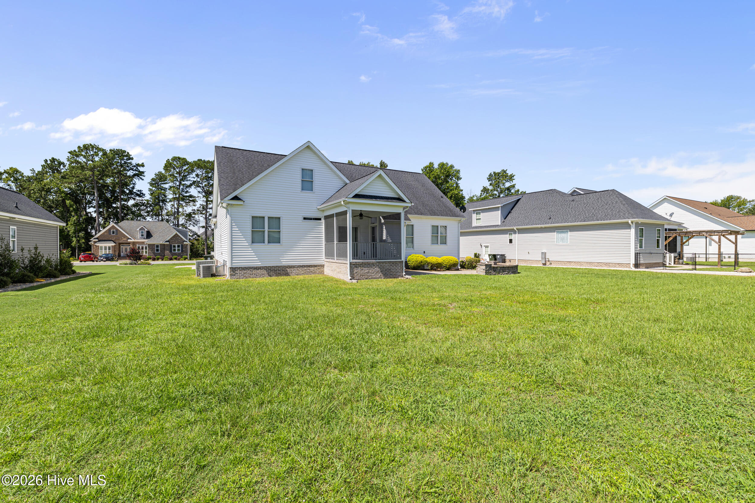 main property photo 50