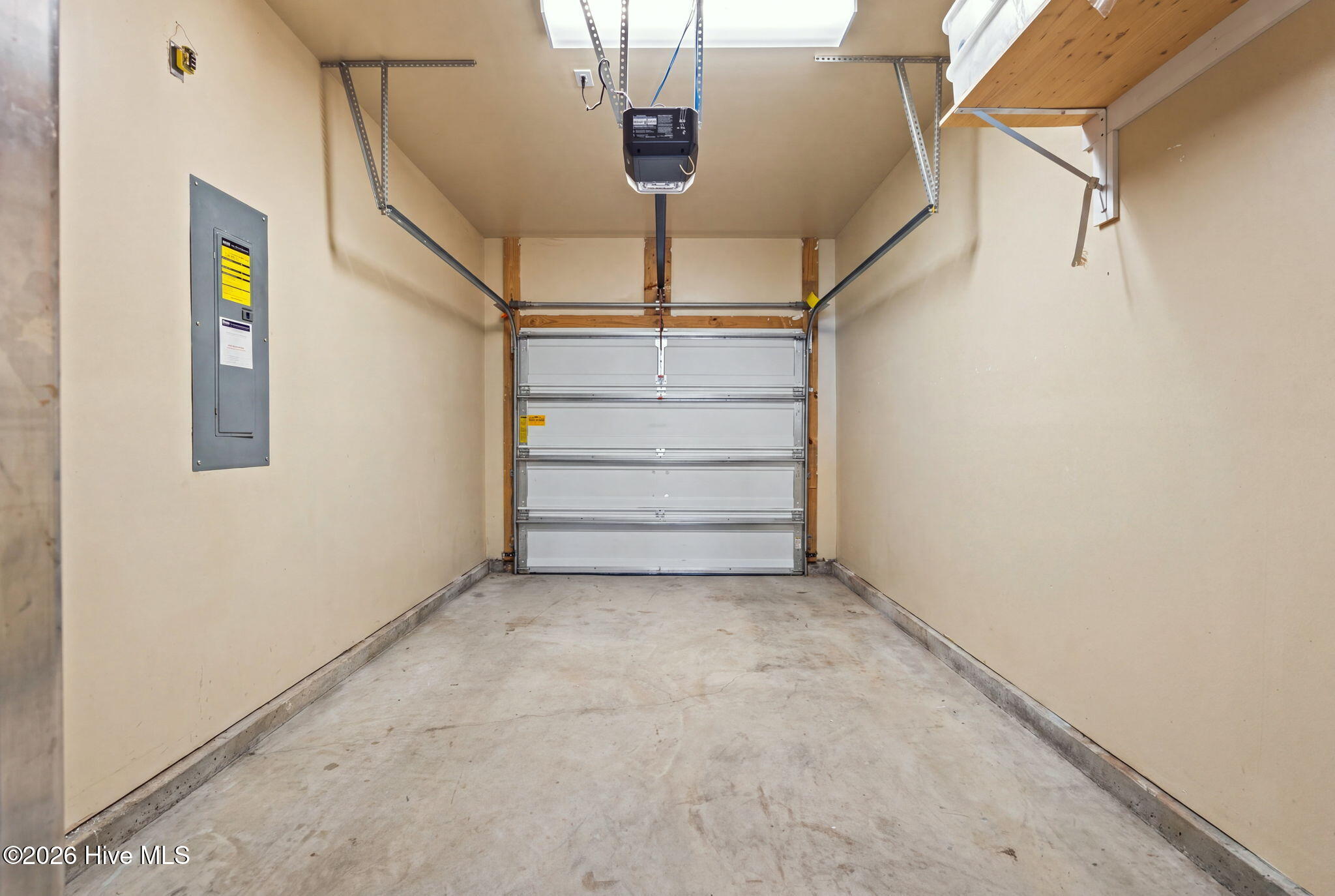 main property photo 43
