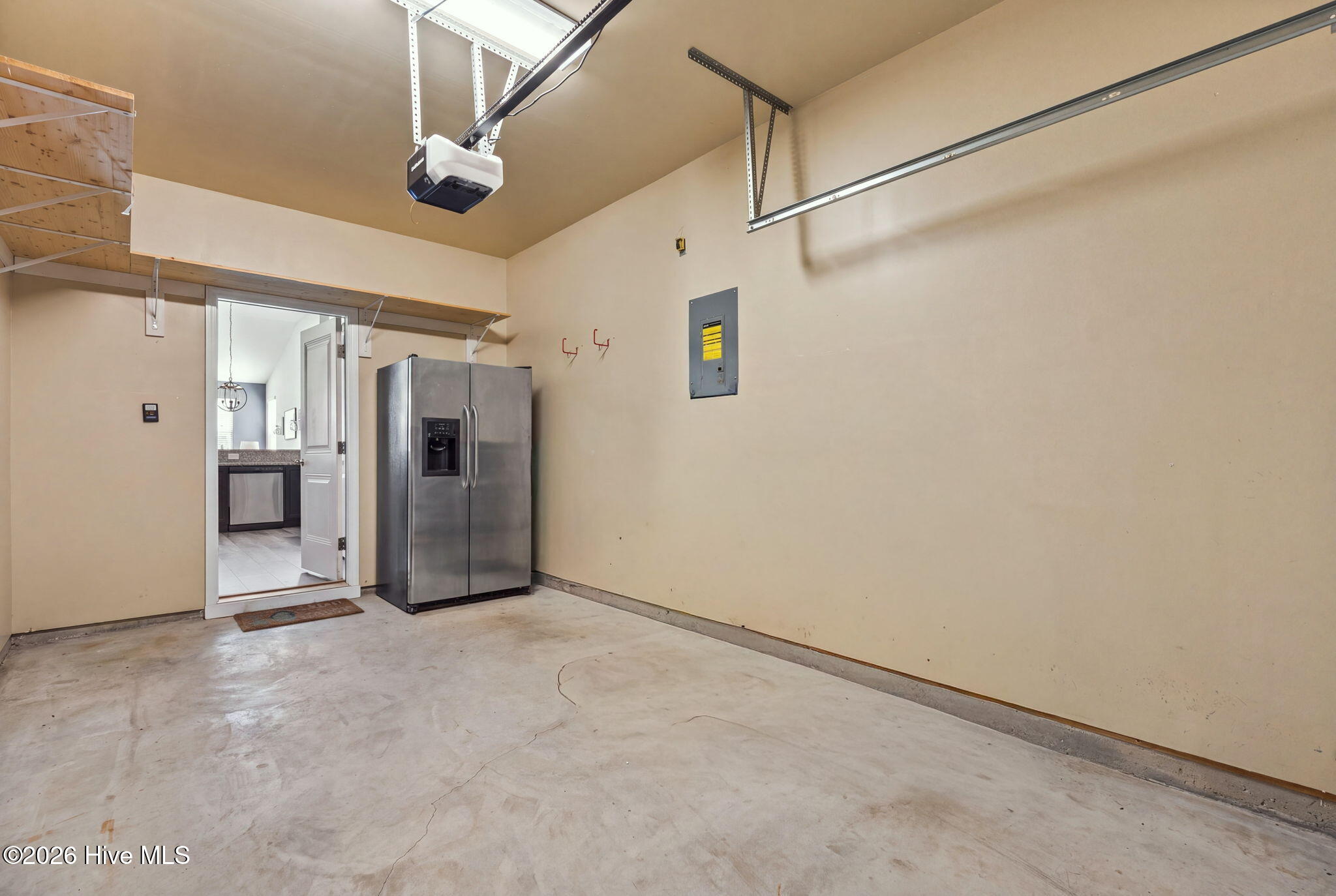 main property photo 44
