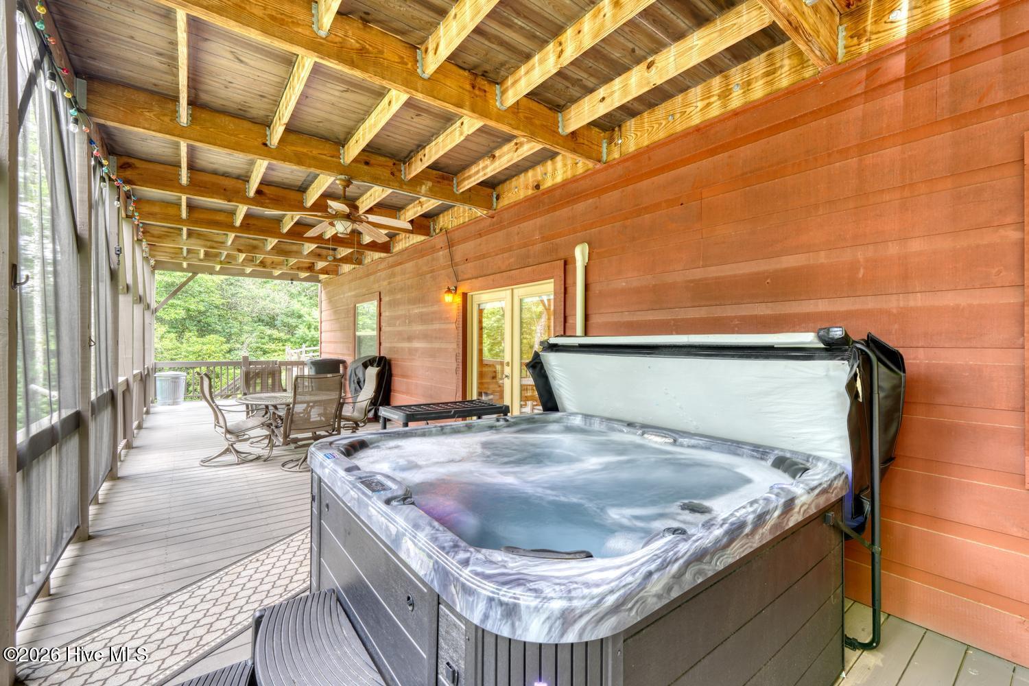 main property photo 45