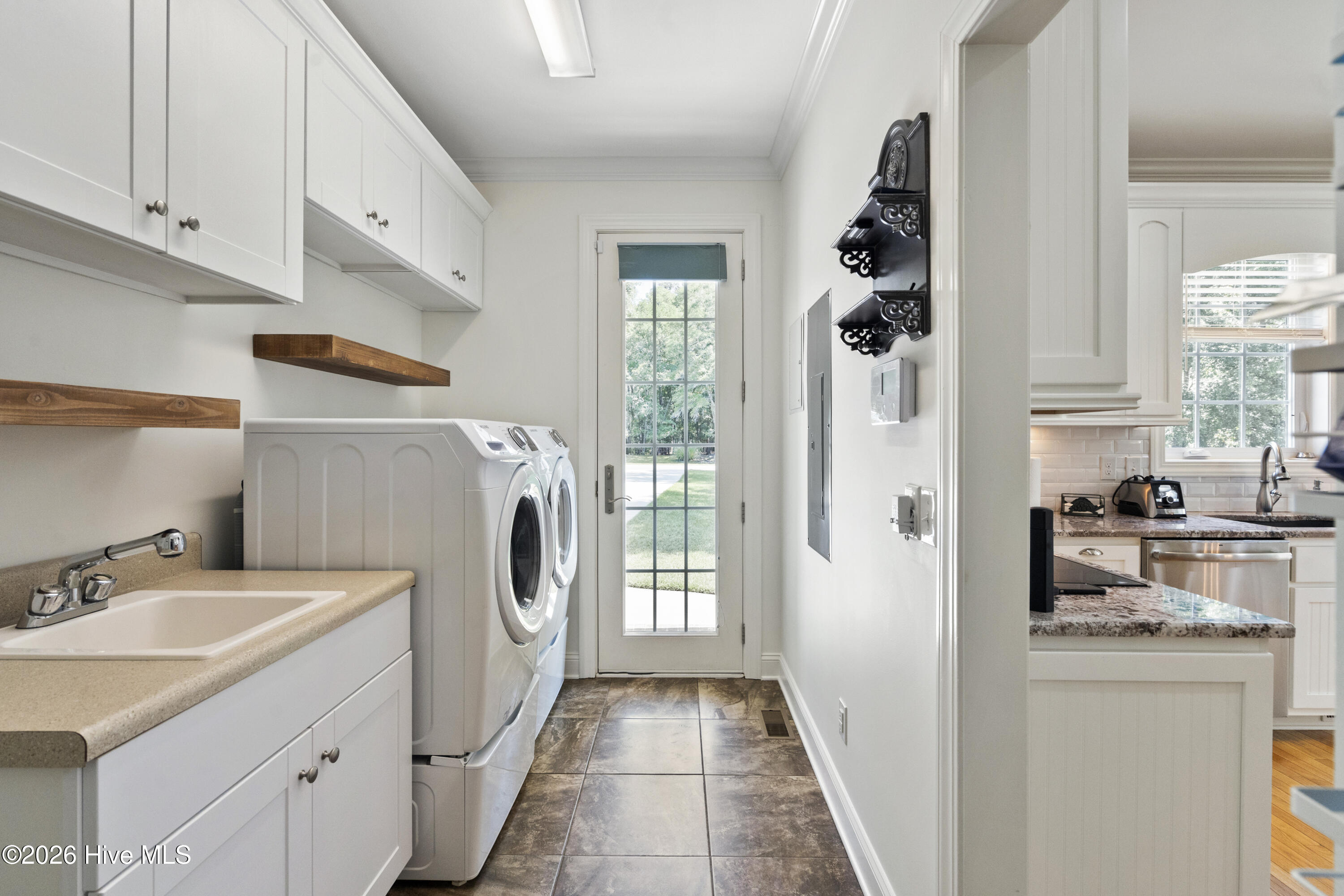 main property photo 113