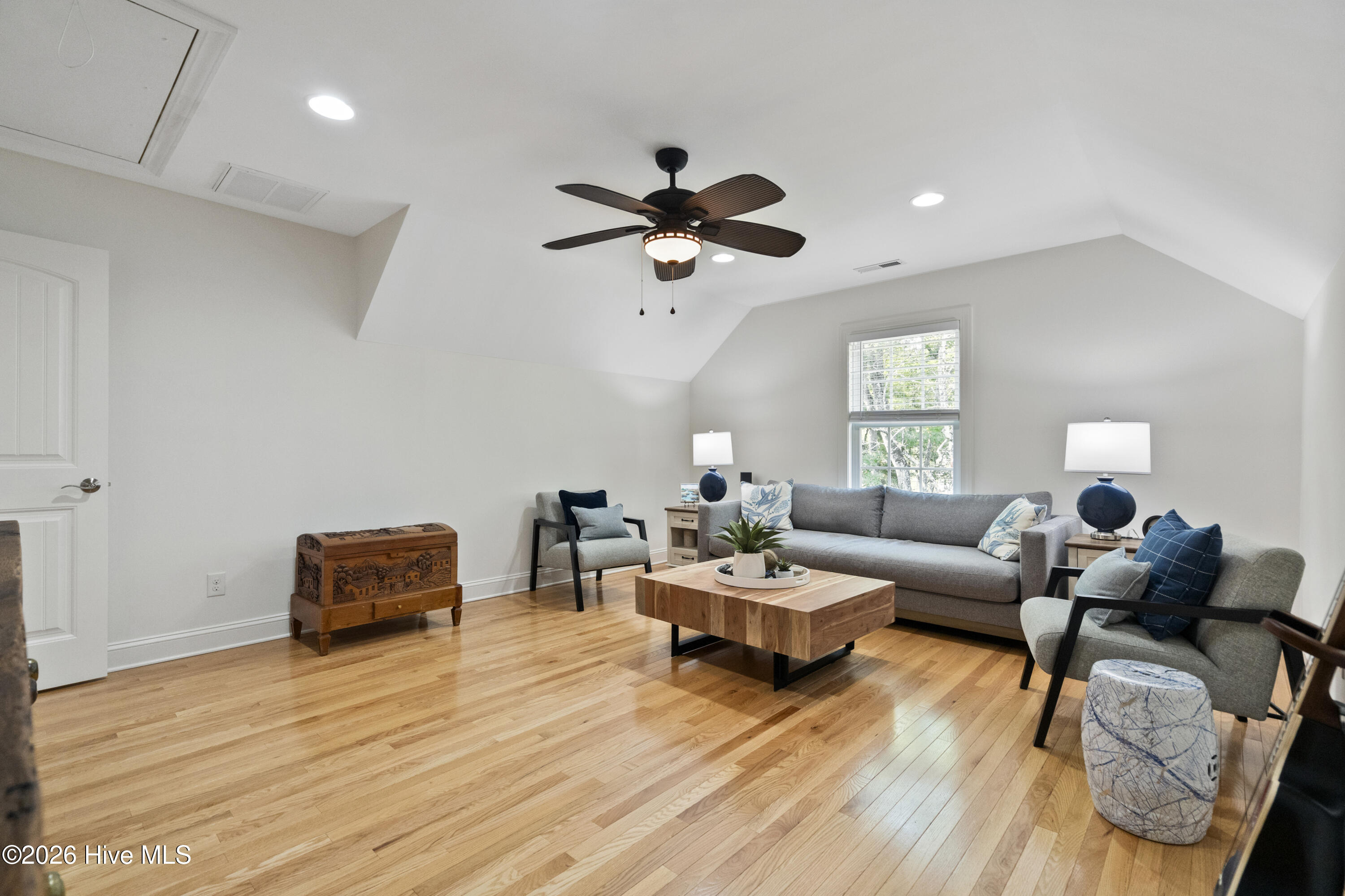 main property photo 67