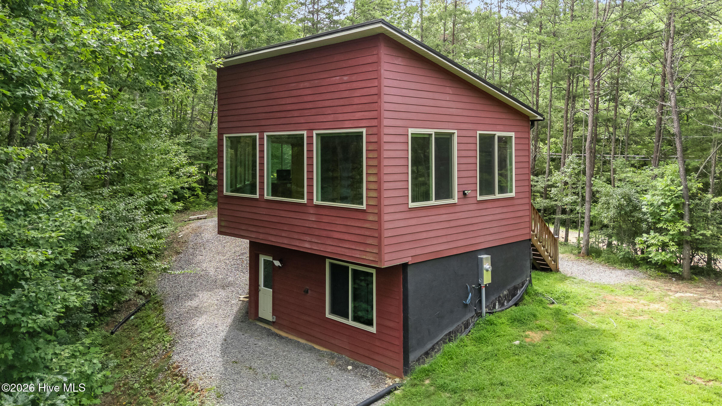 main property photo 42