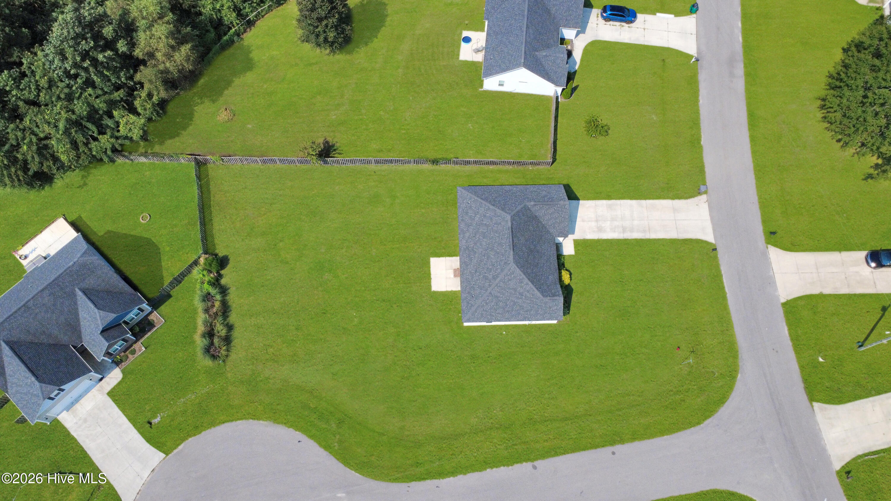 main property photo 26