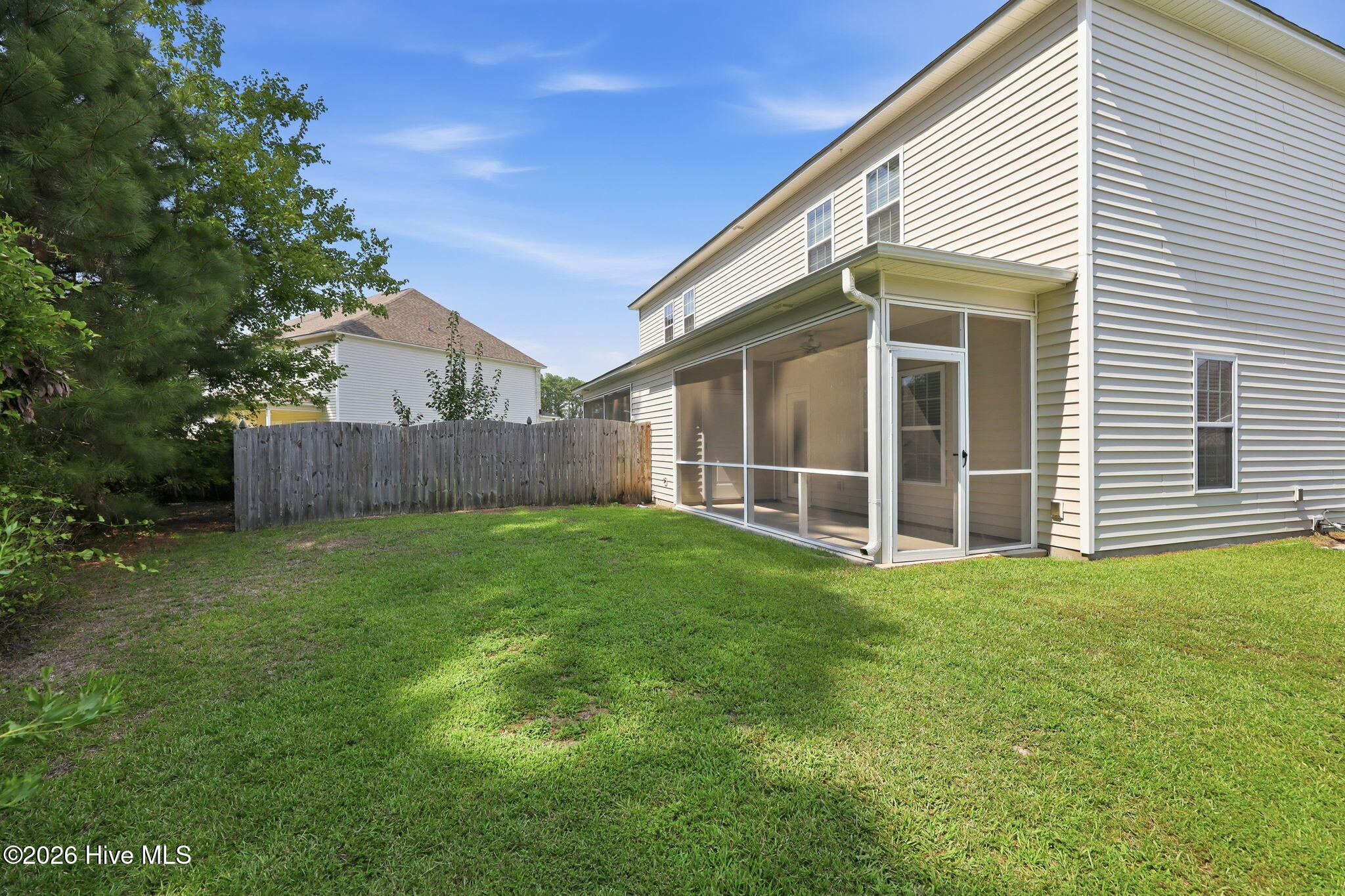 main property photo 31