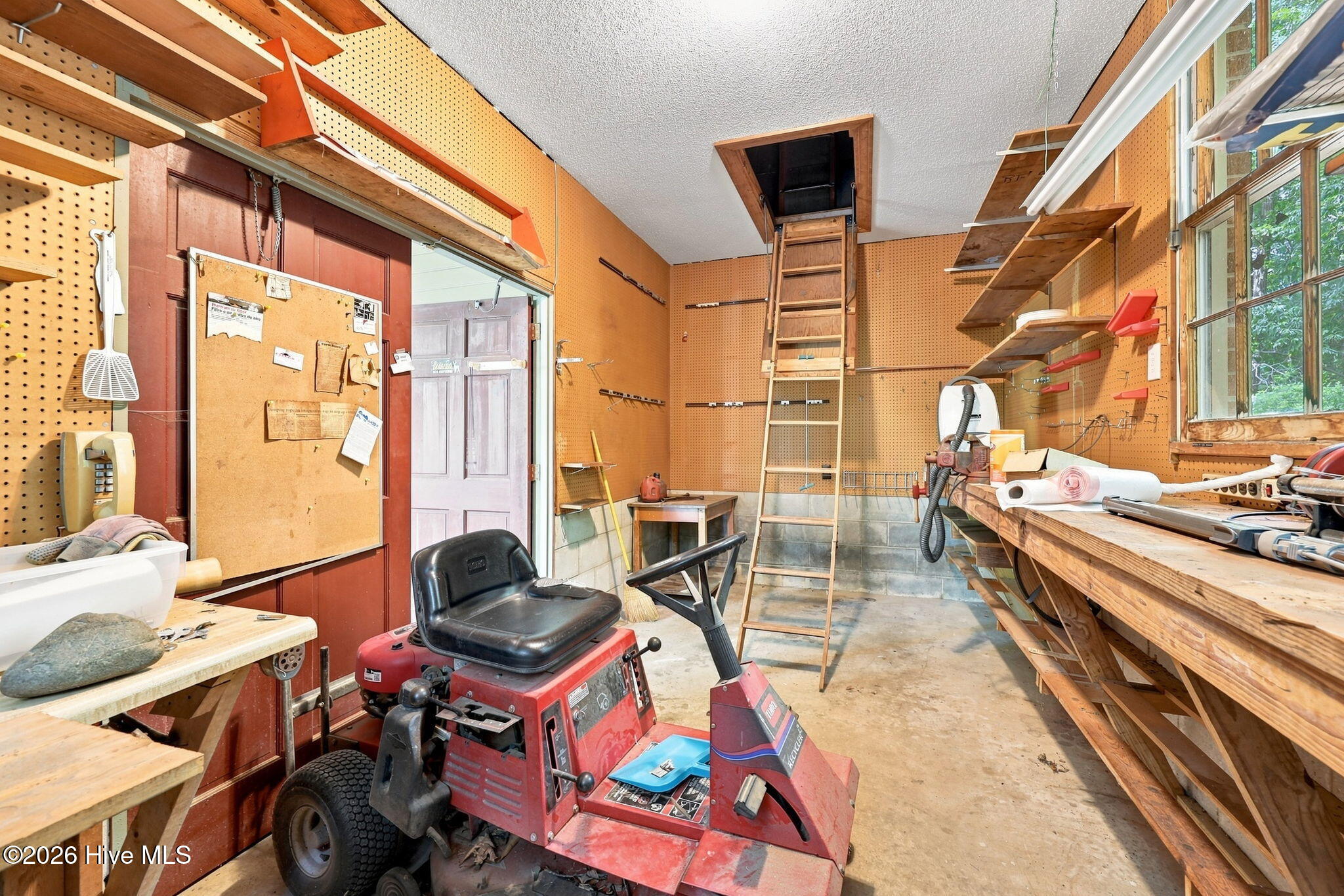 main property photo 48