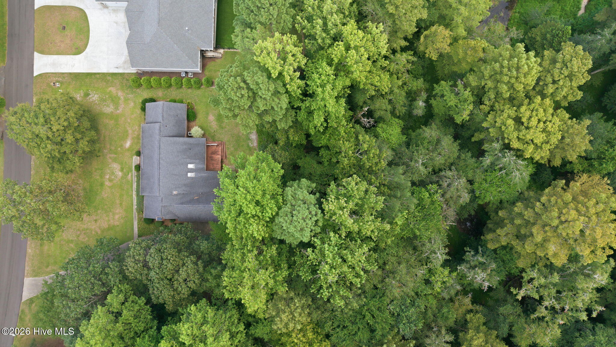 main property photo 50